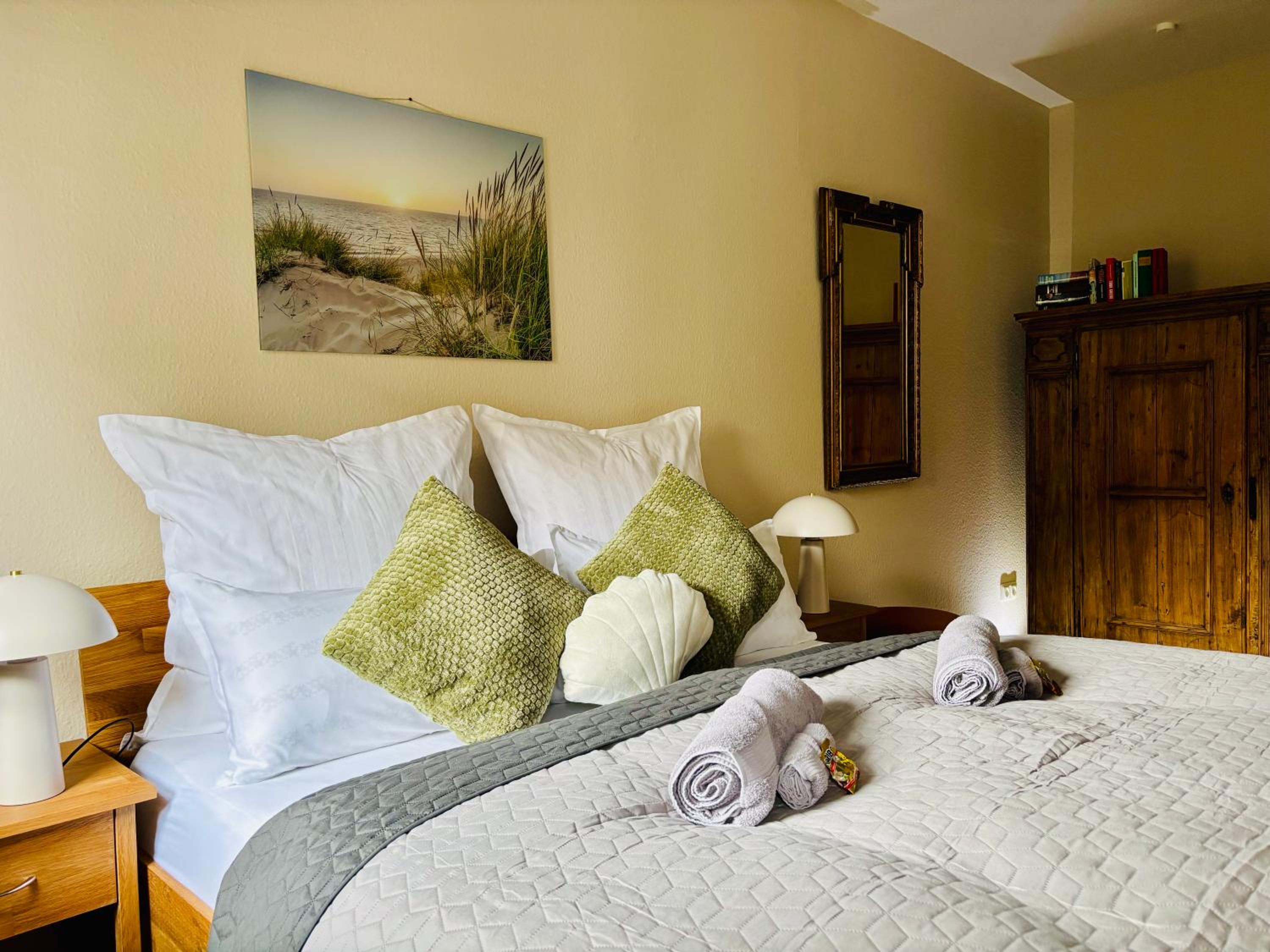 AyCatcherHomes - Chiron Boutique Apt 2BR Old Town Marburg
