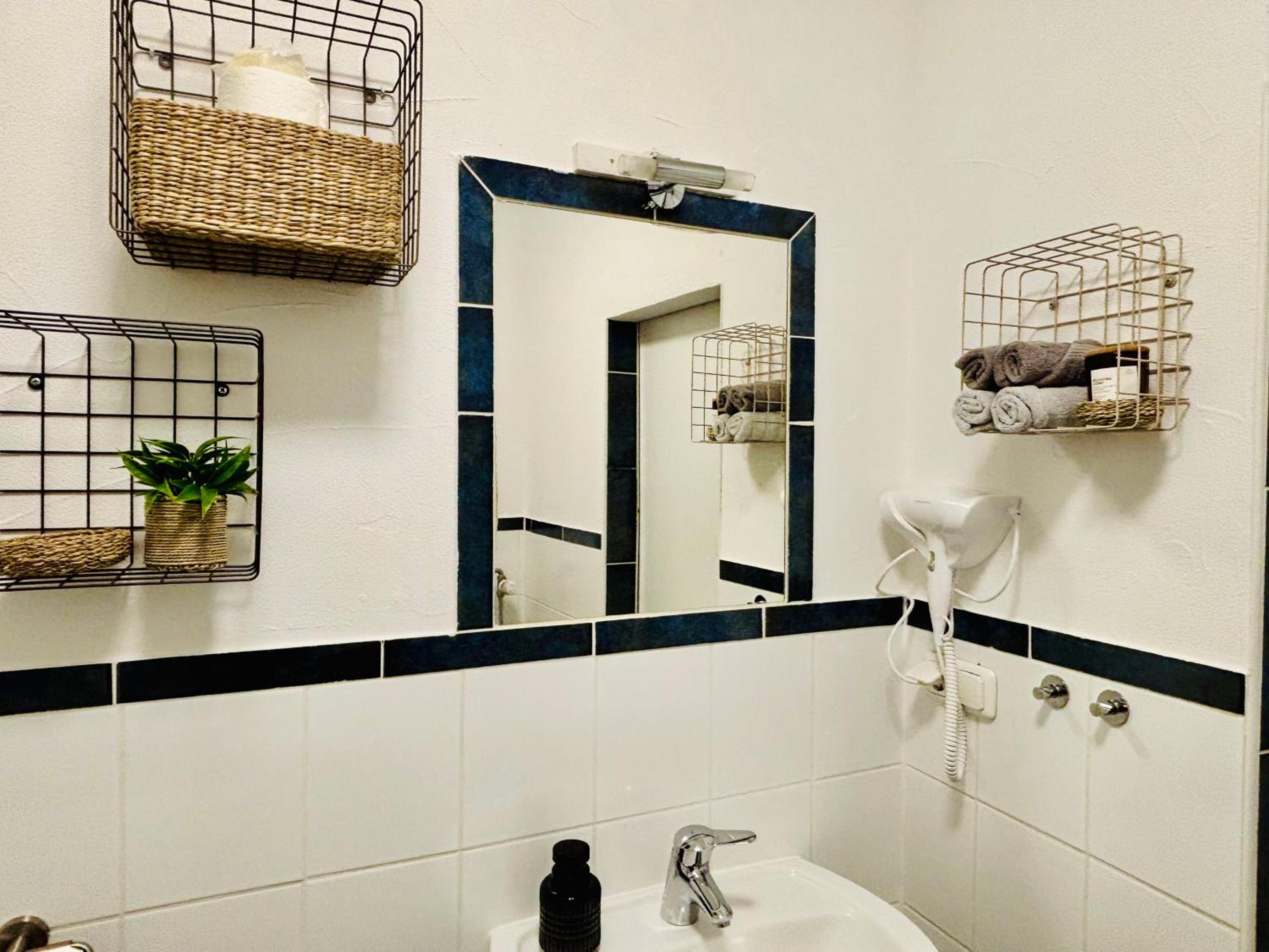 AyCatcherHomes - Chiron Boutique Apt 2BR Old Town Marburg