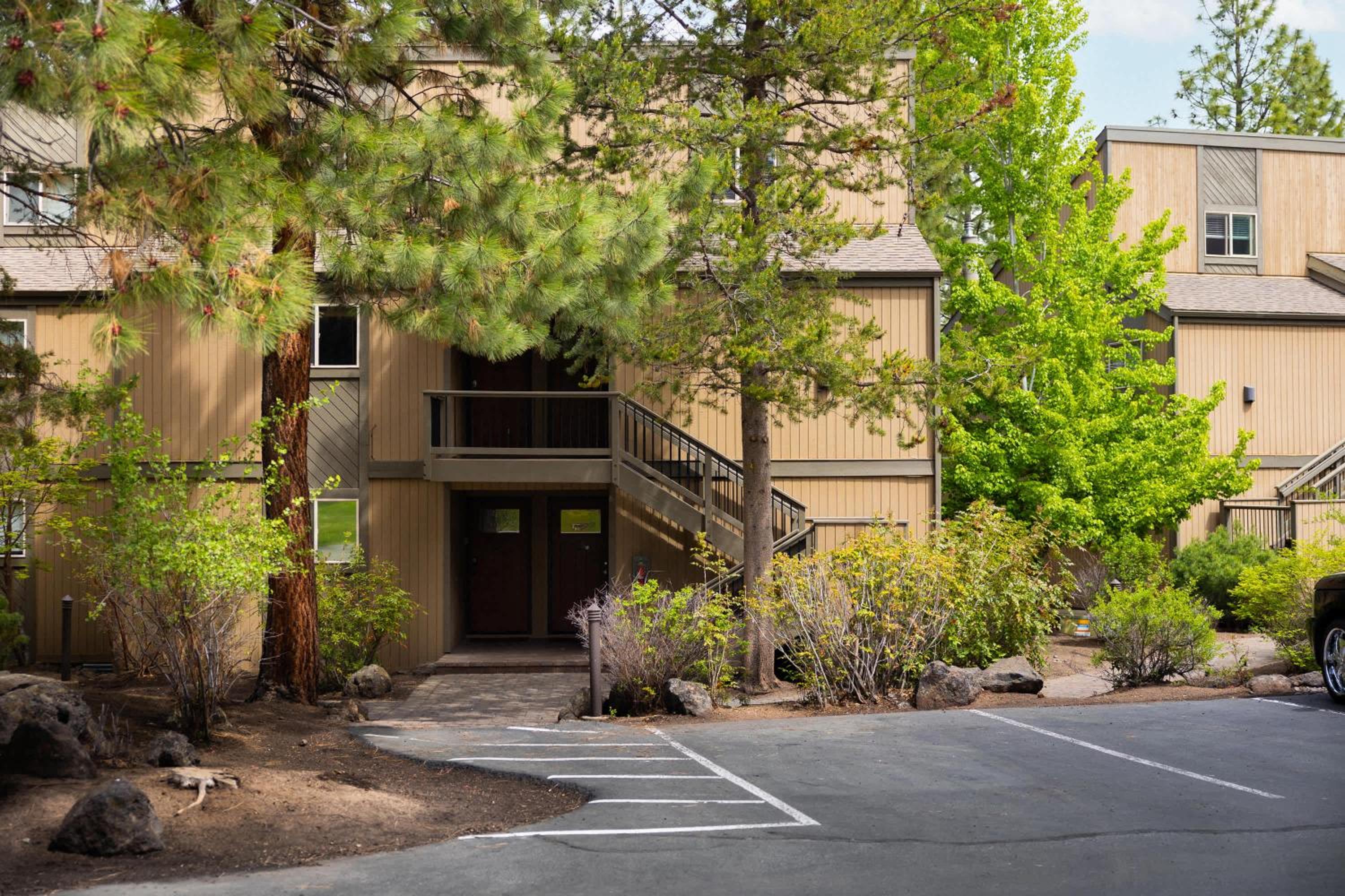 Ponderosa Resort Condo for 6