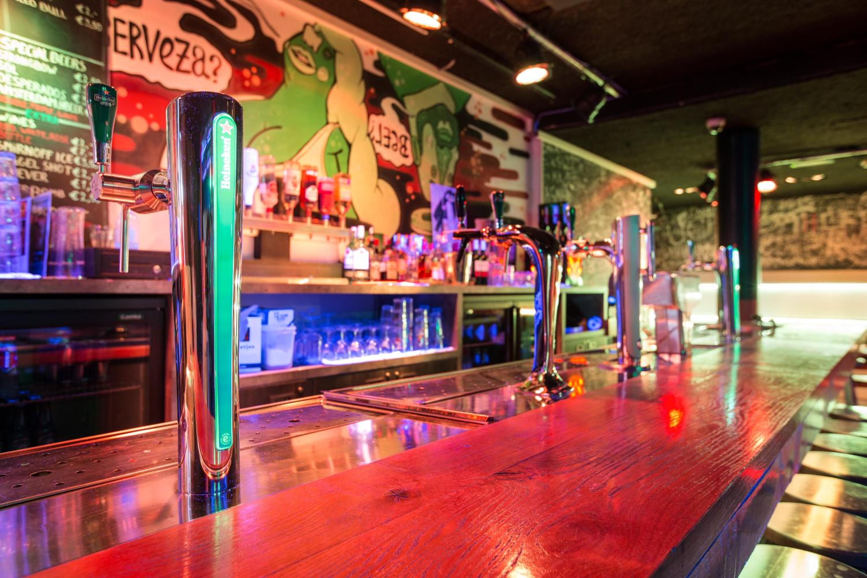 Hans Brinker Hostel Amsterdam