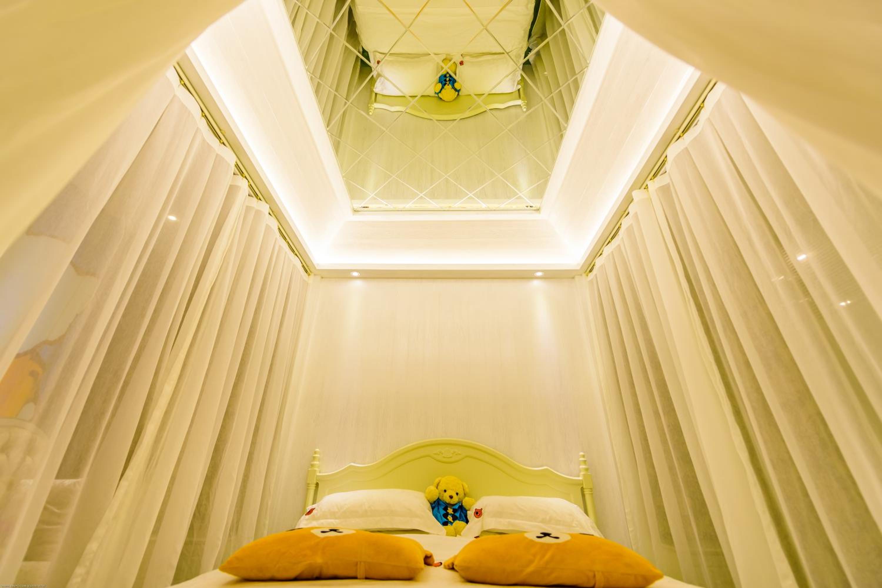 Mount Emei Teddy Bear Hotel玩具熊酒店