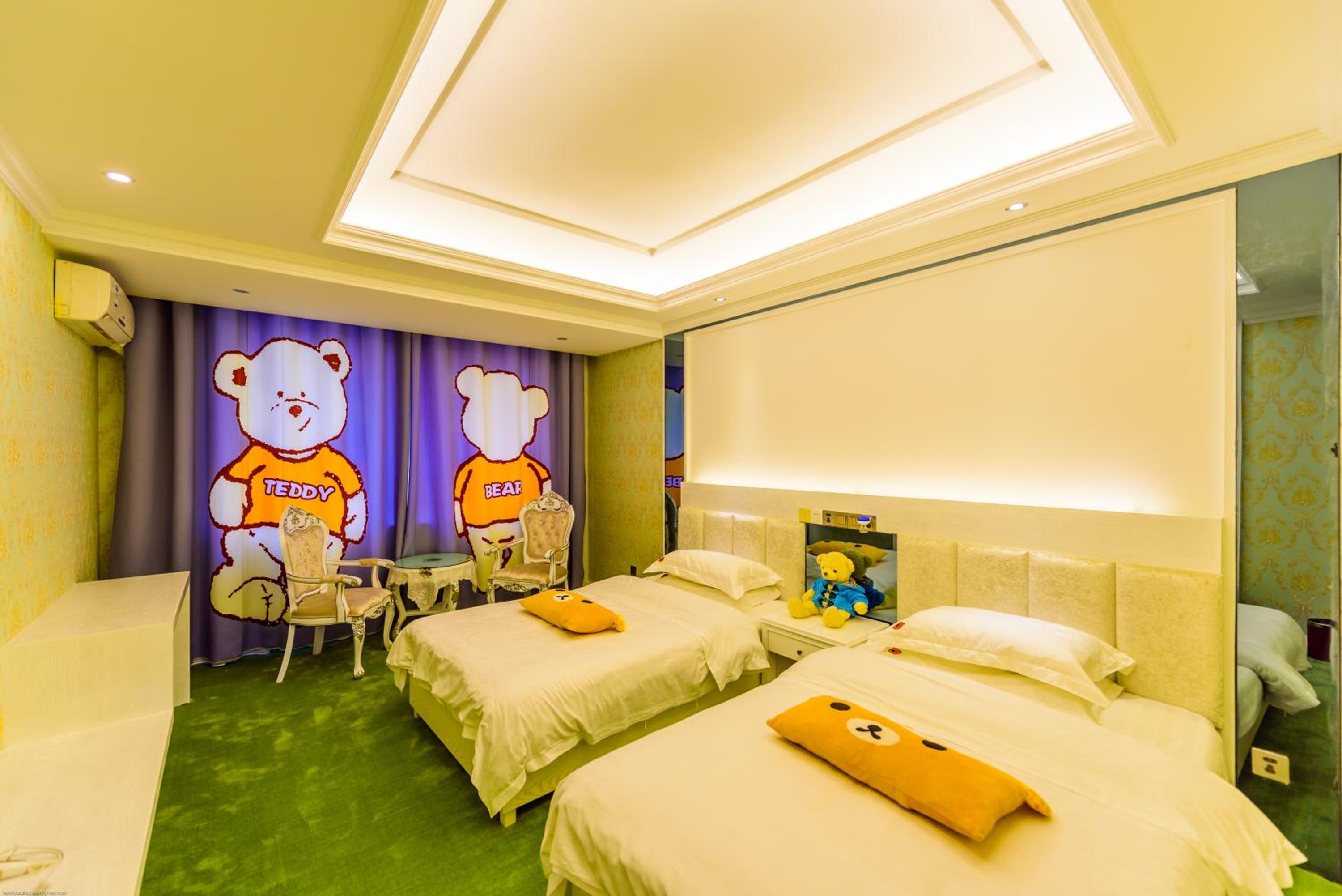 Mount Emei Teddy Bear Hotel玩具熊酒店