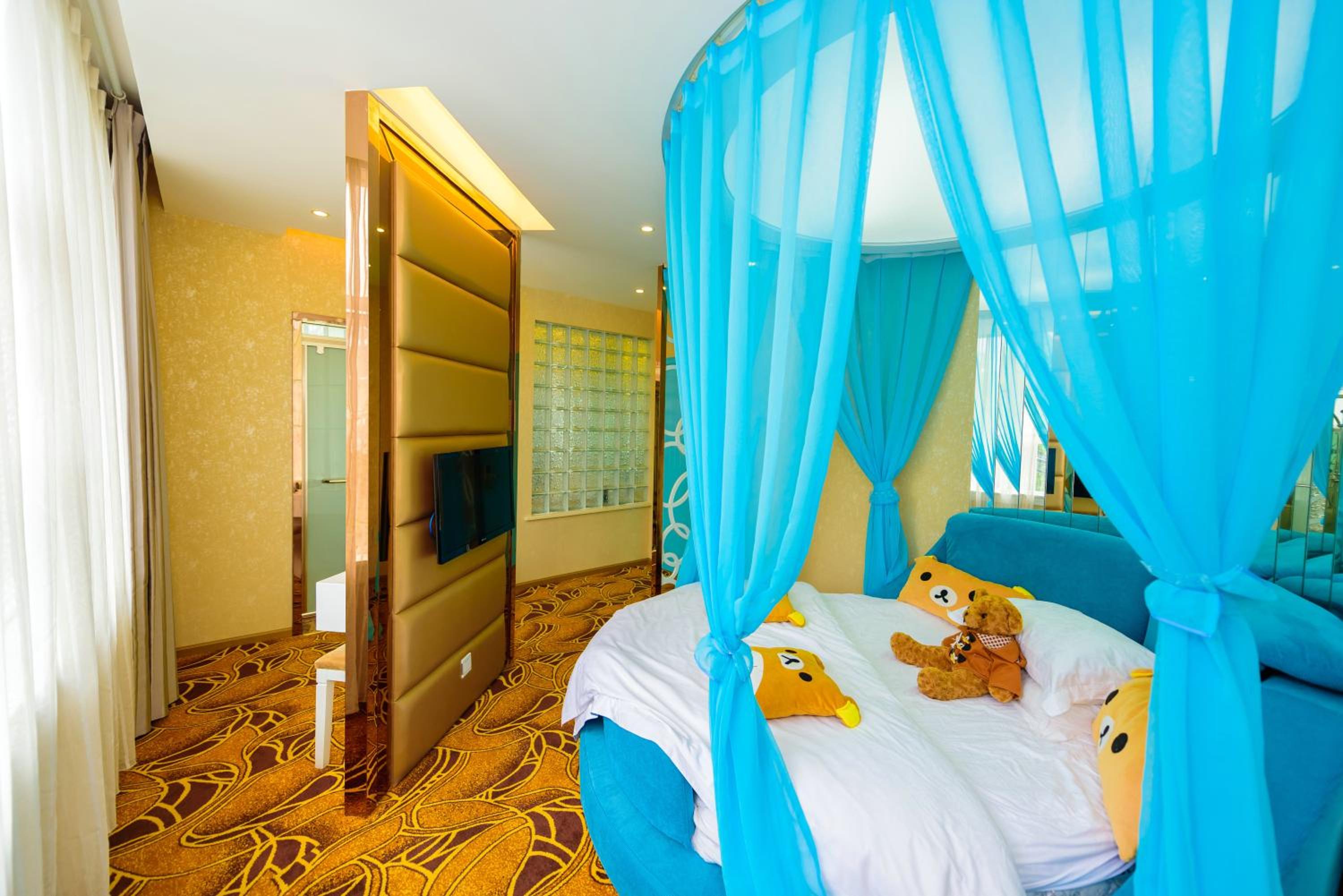 Mount Emei Teddy Bear Hotel玩具熊酒店