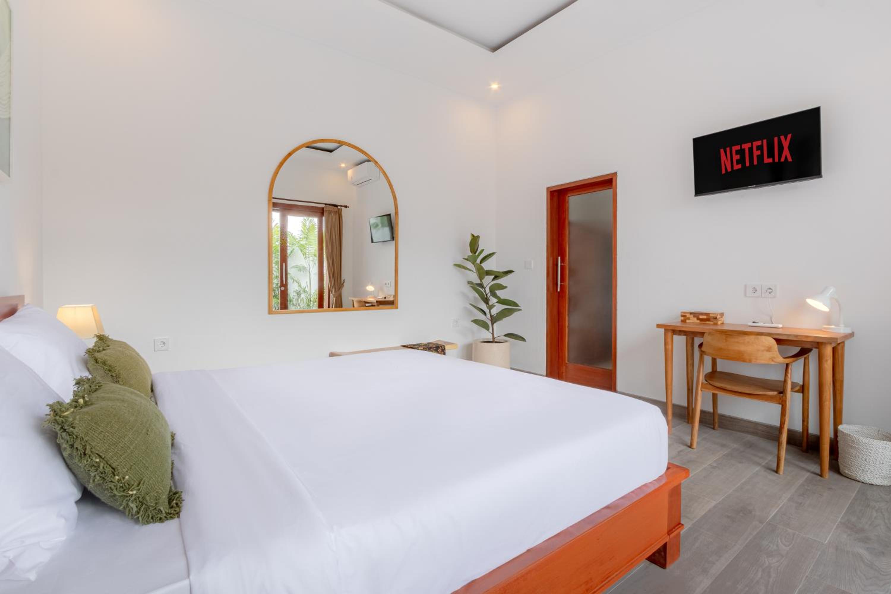 Brand New Villa Prime Location in Canggu - 15 Minutes Walk to the Beach