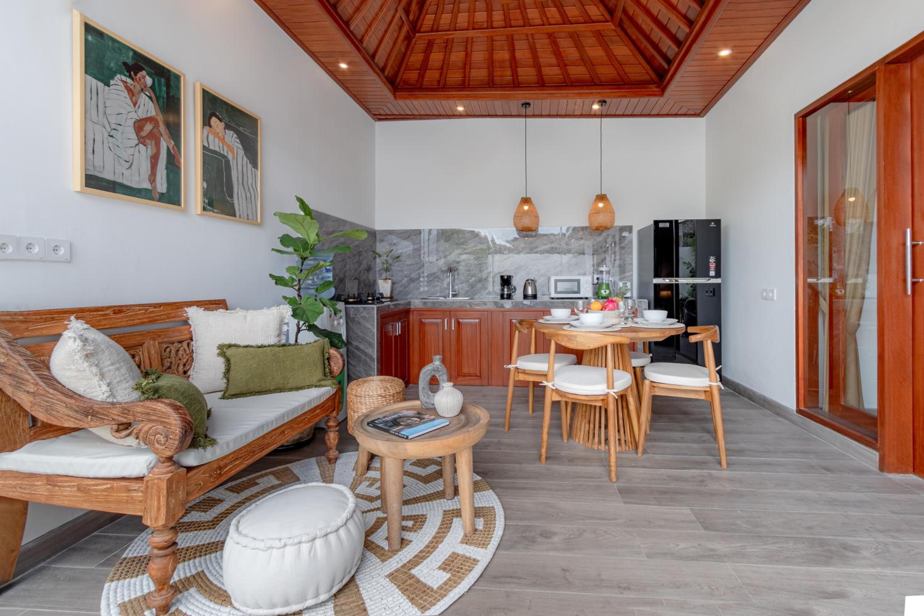 Brand New Villa Prime Location in Canggu - 15 Minutes Walk to the Beach