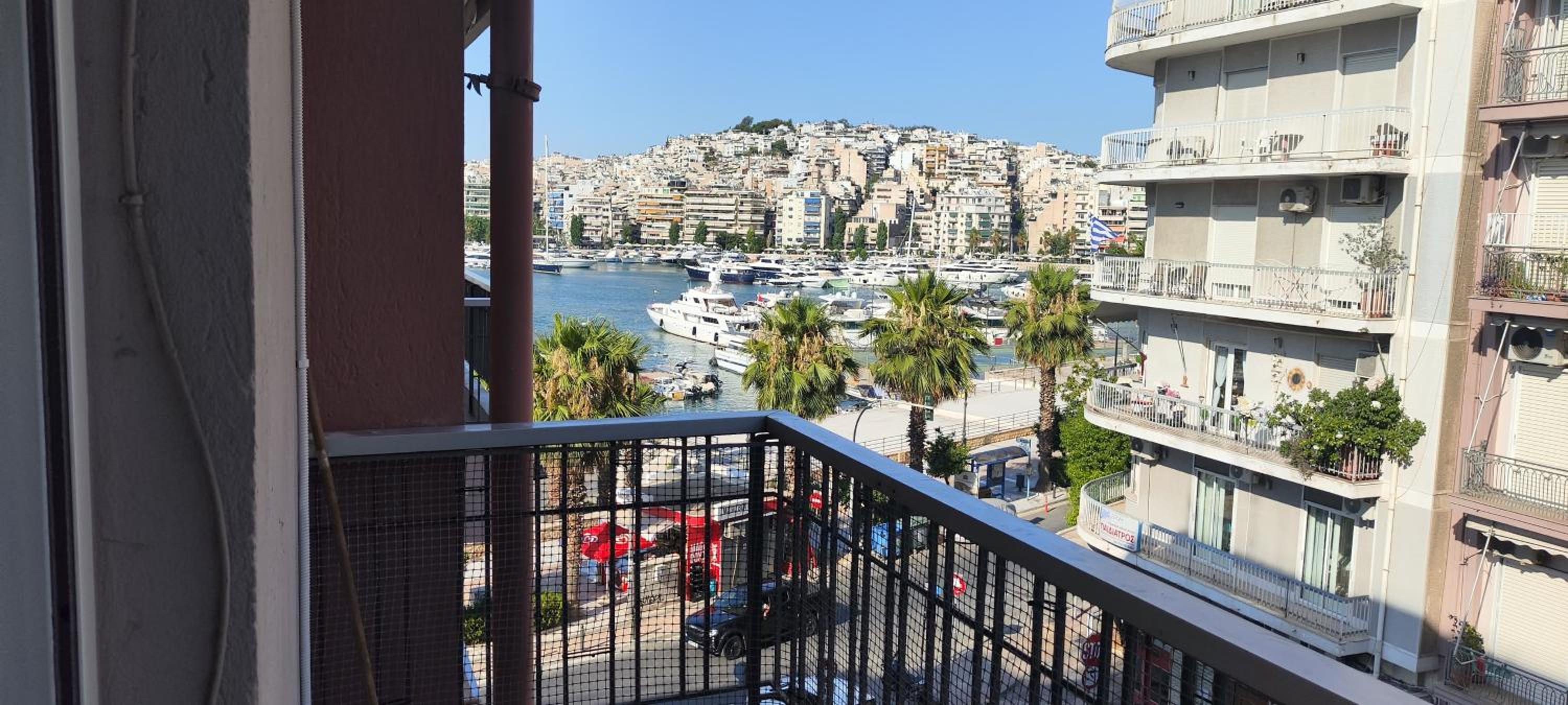 Marina Zeas Apartment for Big Group