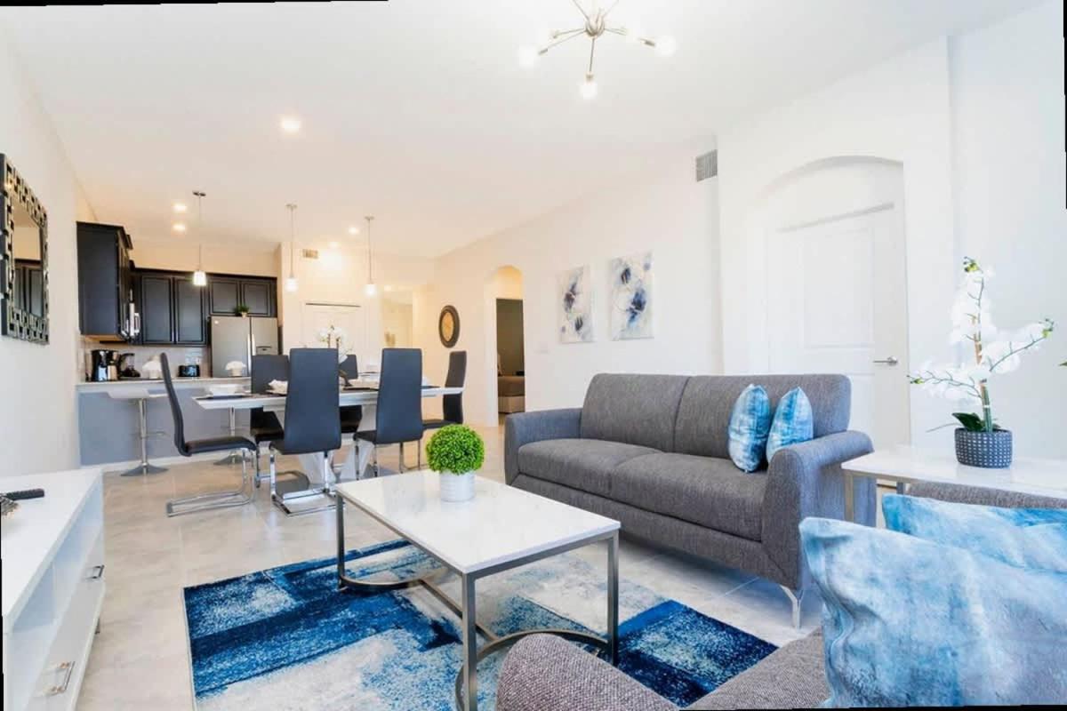 Chic 2Bd Family Retreat with Free Waterpark
