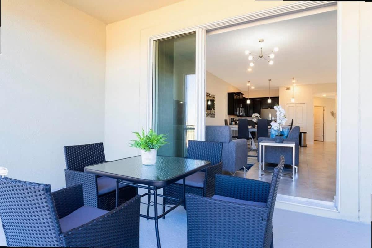 Chic 2Bd Family Retreat with Free Waterpark