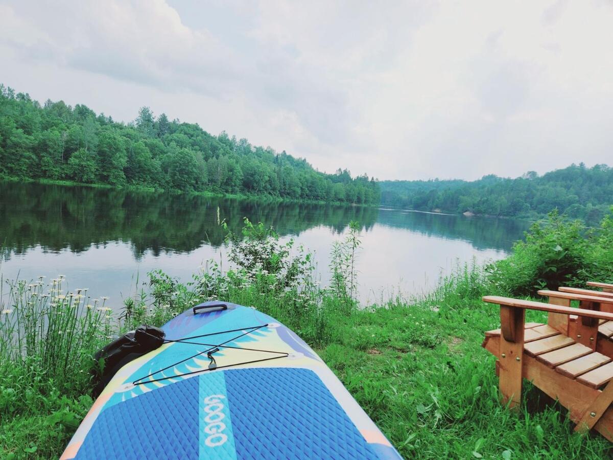 Chalet au bord de l'eau avec spa privé - Mauricie - Portneuf - Québec
