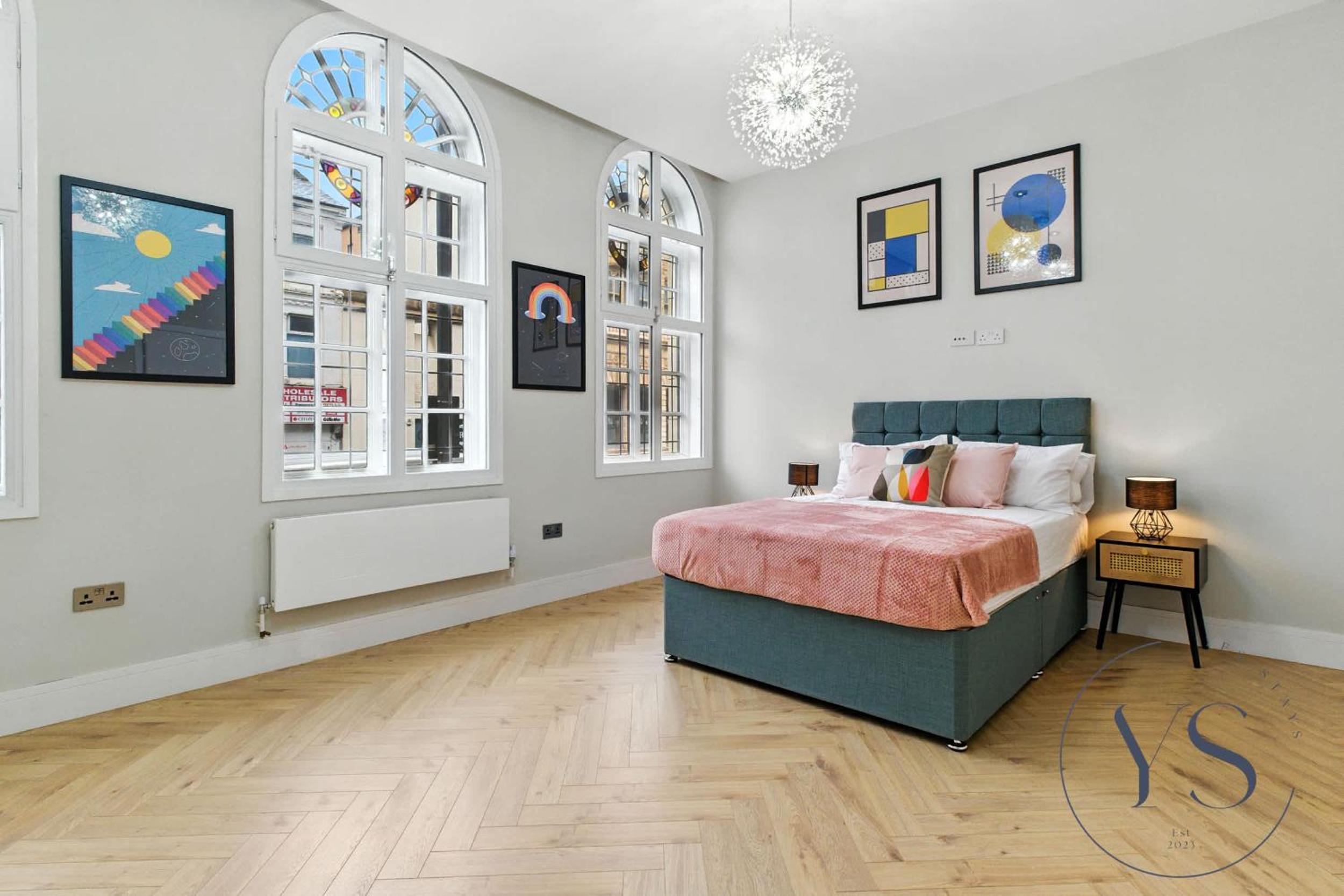 5BR Birmingham Apt with Parking, Arcade Games & Wi-Fi