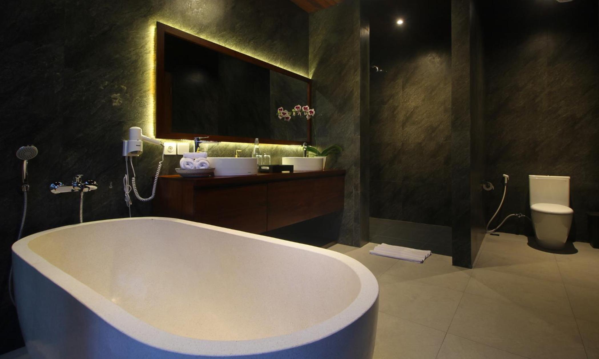 Tanah Wuk Villas