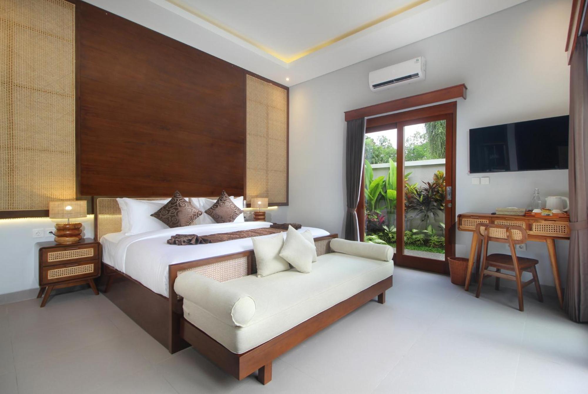 Tanah Wuk Villas