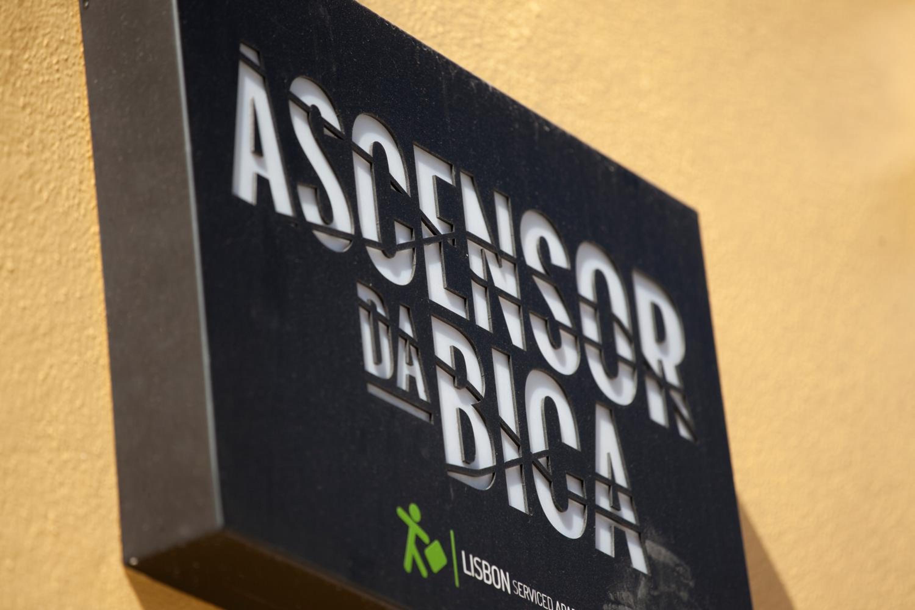 LSA Ascensor da Bica by Numa