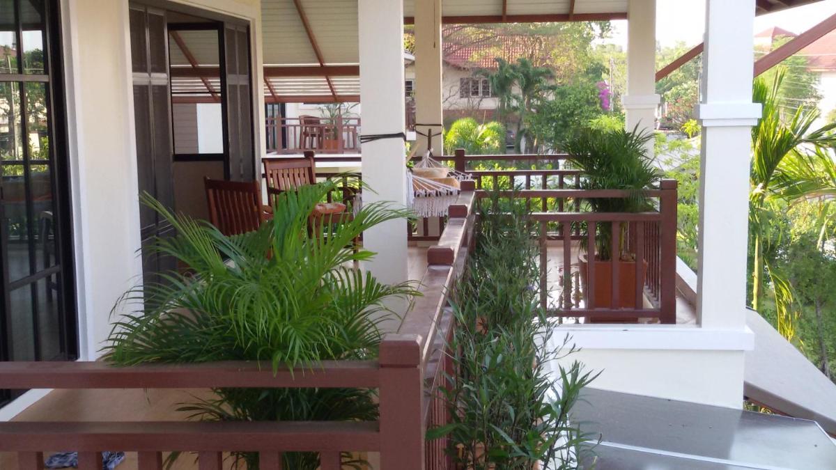 Rimtalay Angsila Guesthouse