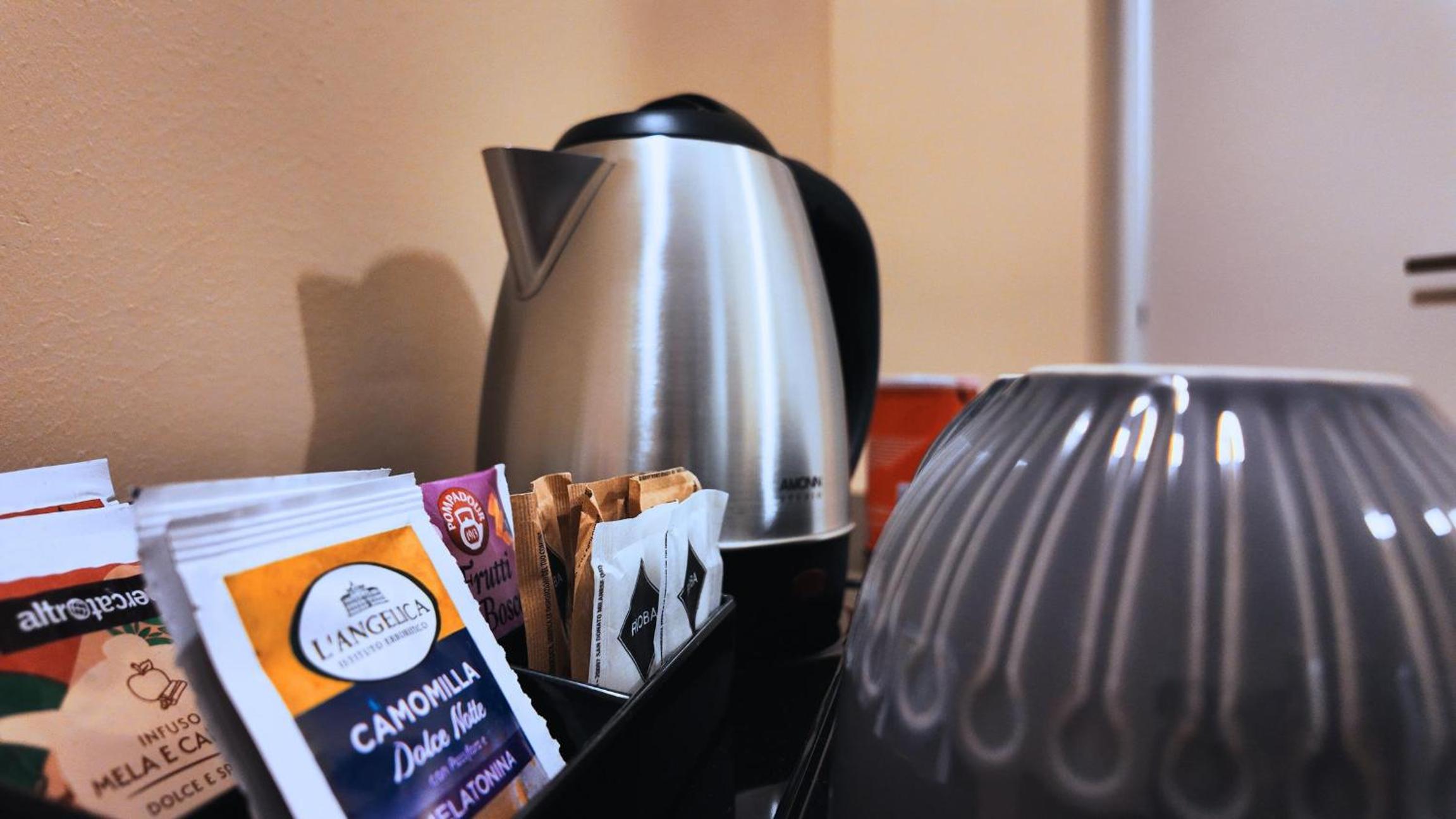 Le Vie di San Pietro Guest House