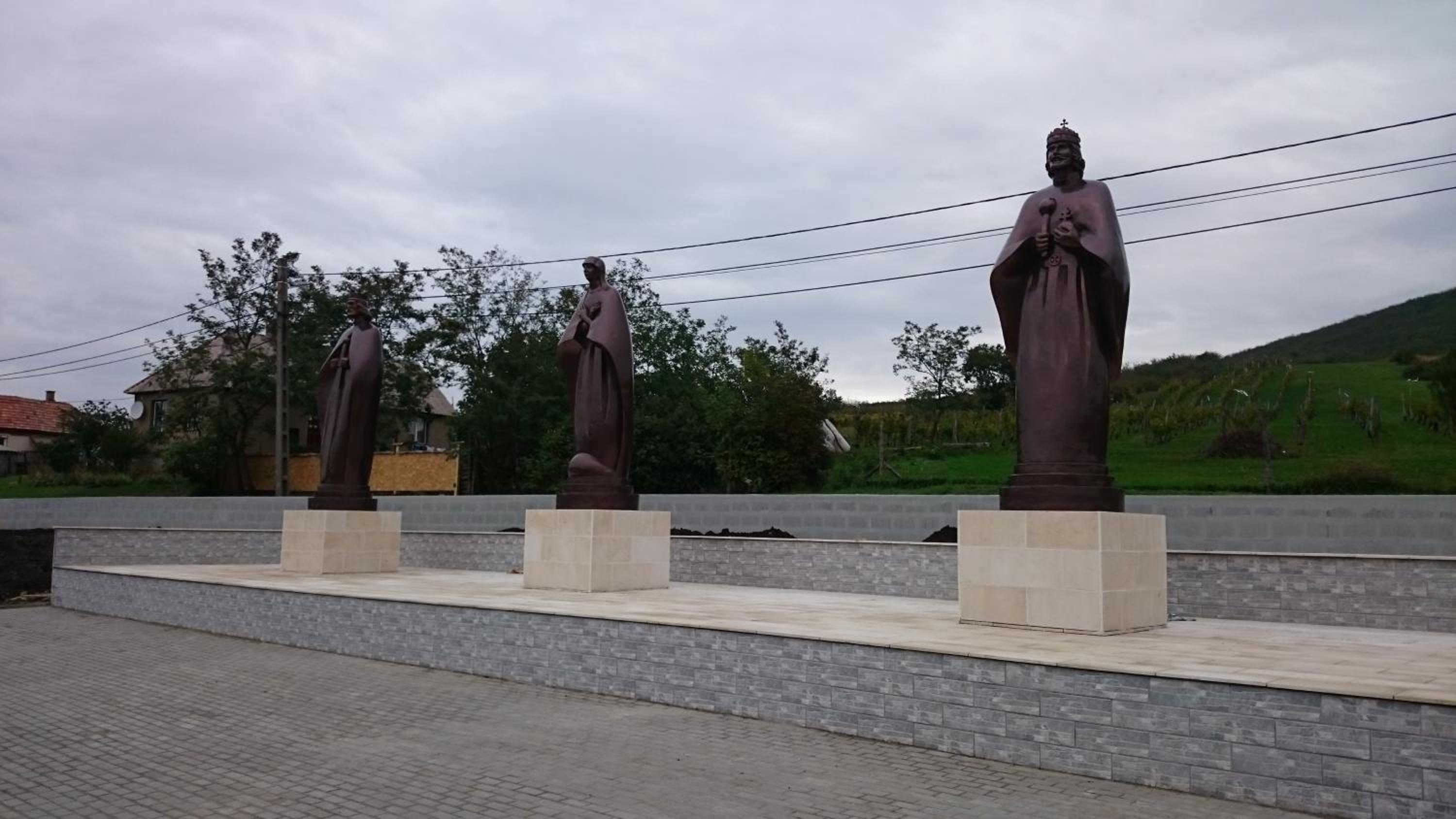 Photo 42