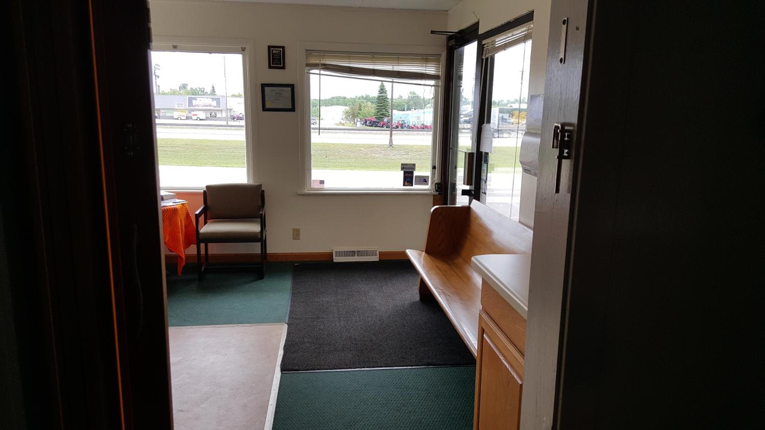 Budget Host Inn