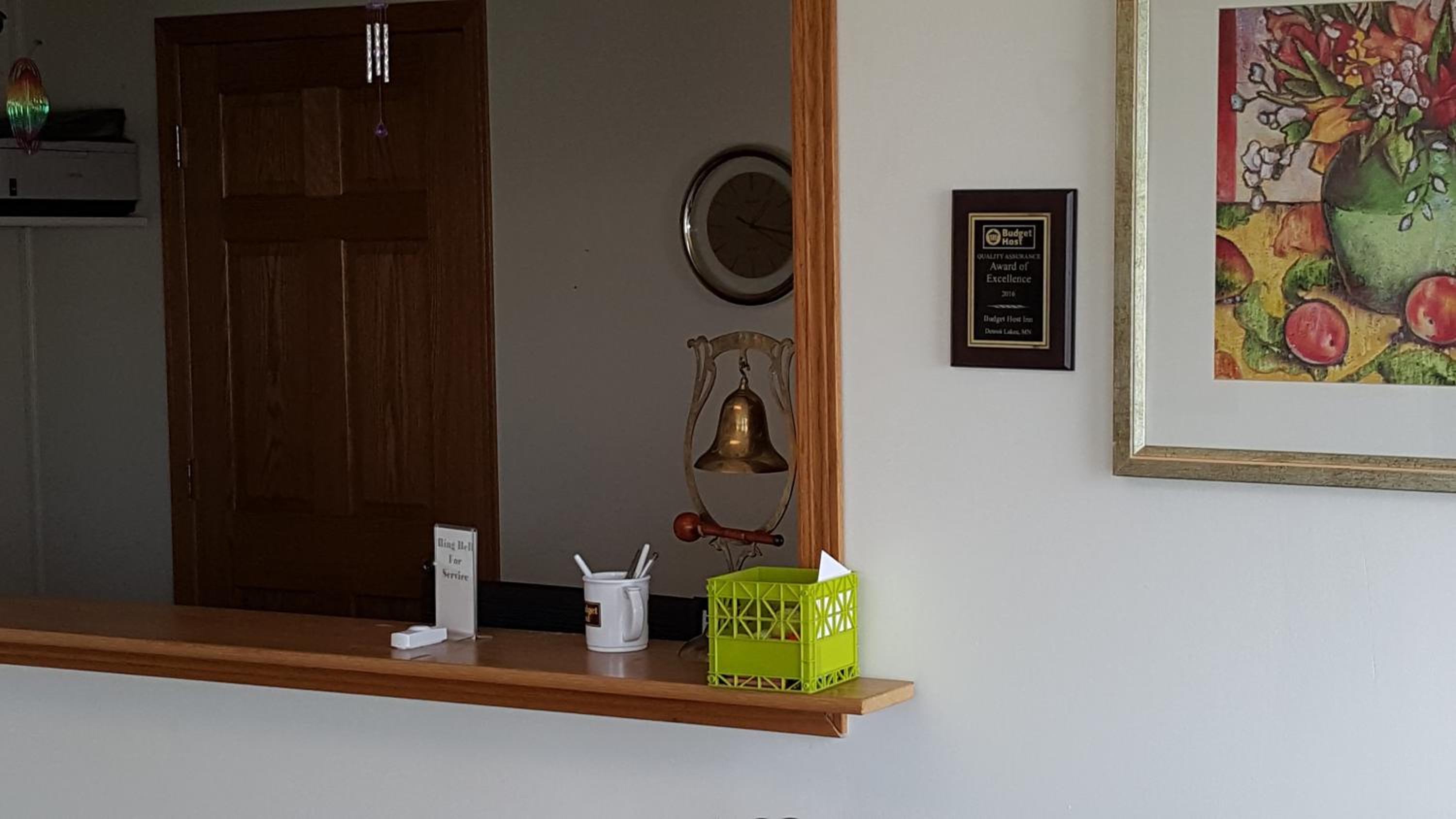 Budget Host Inn