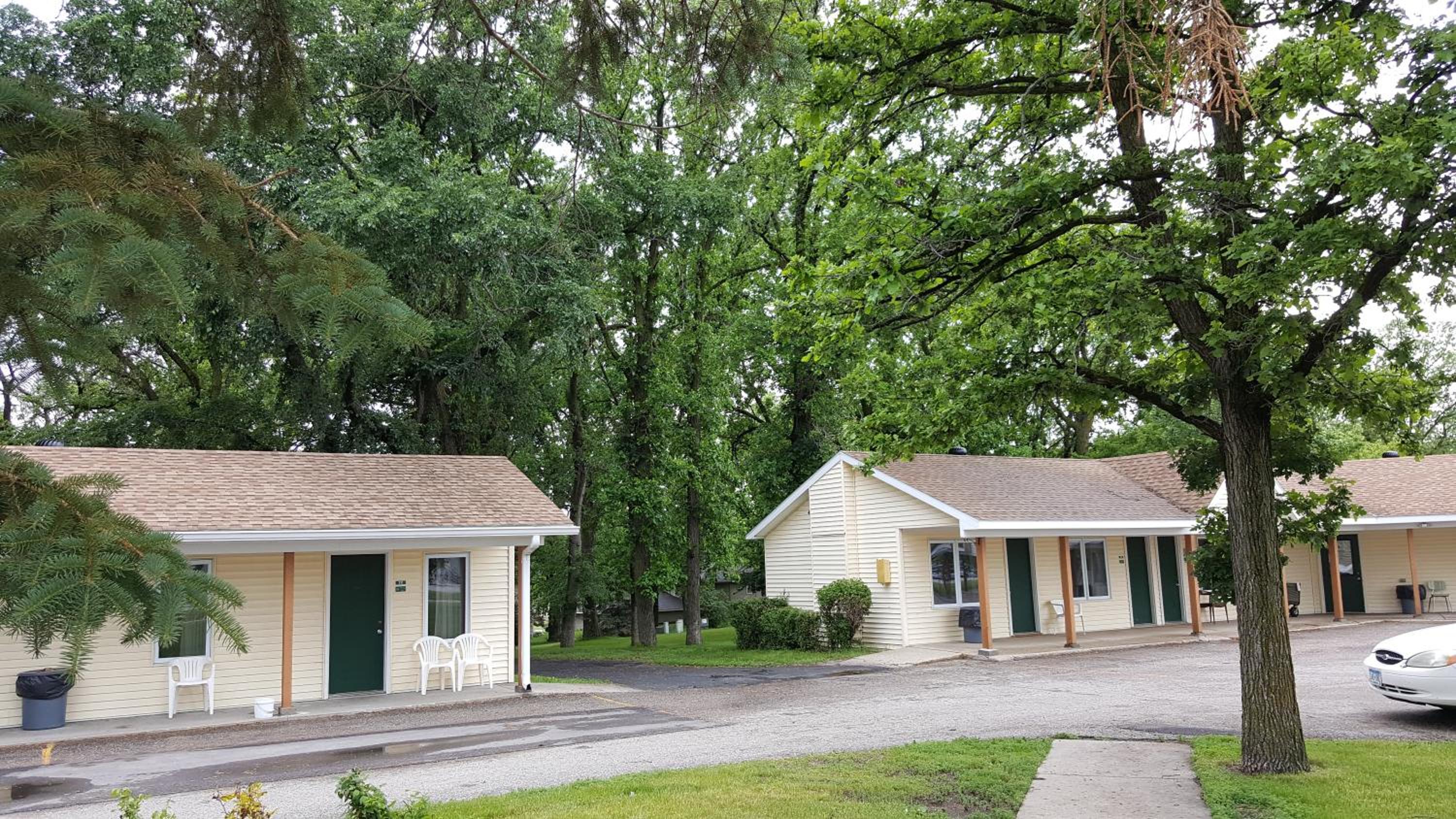 Budget Host Inn