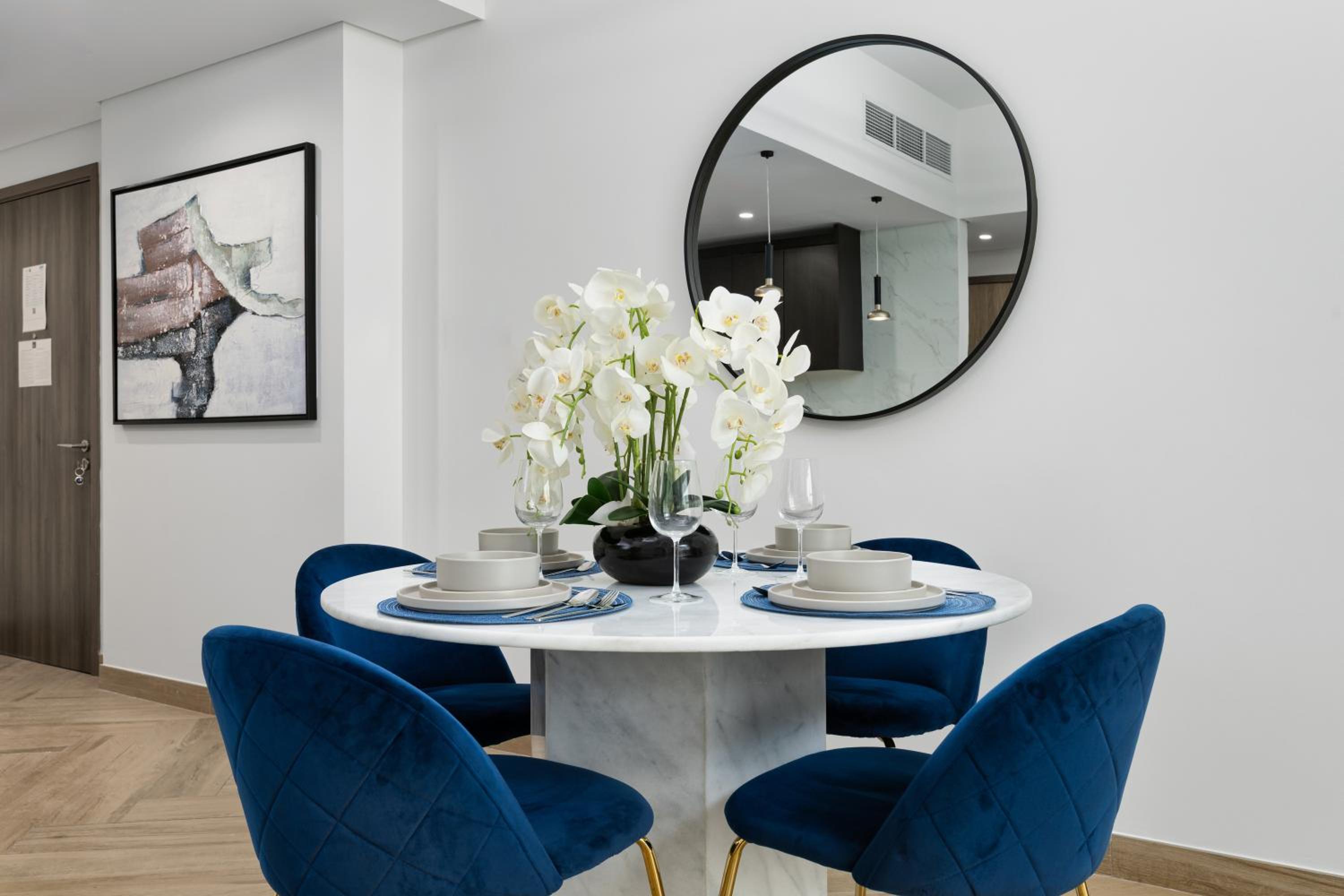 Maison Privee - Urban Parkside Living near the Iconic Dubai Frame