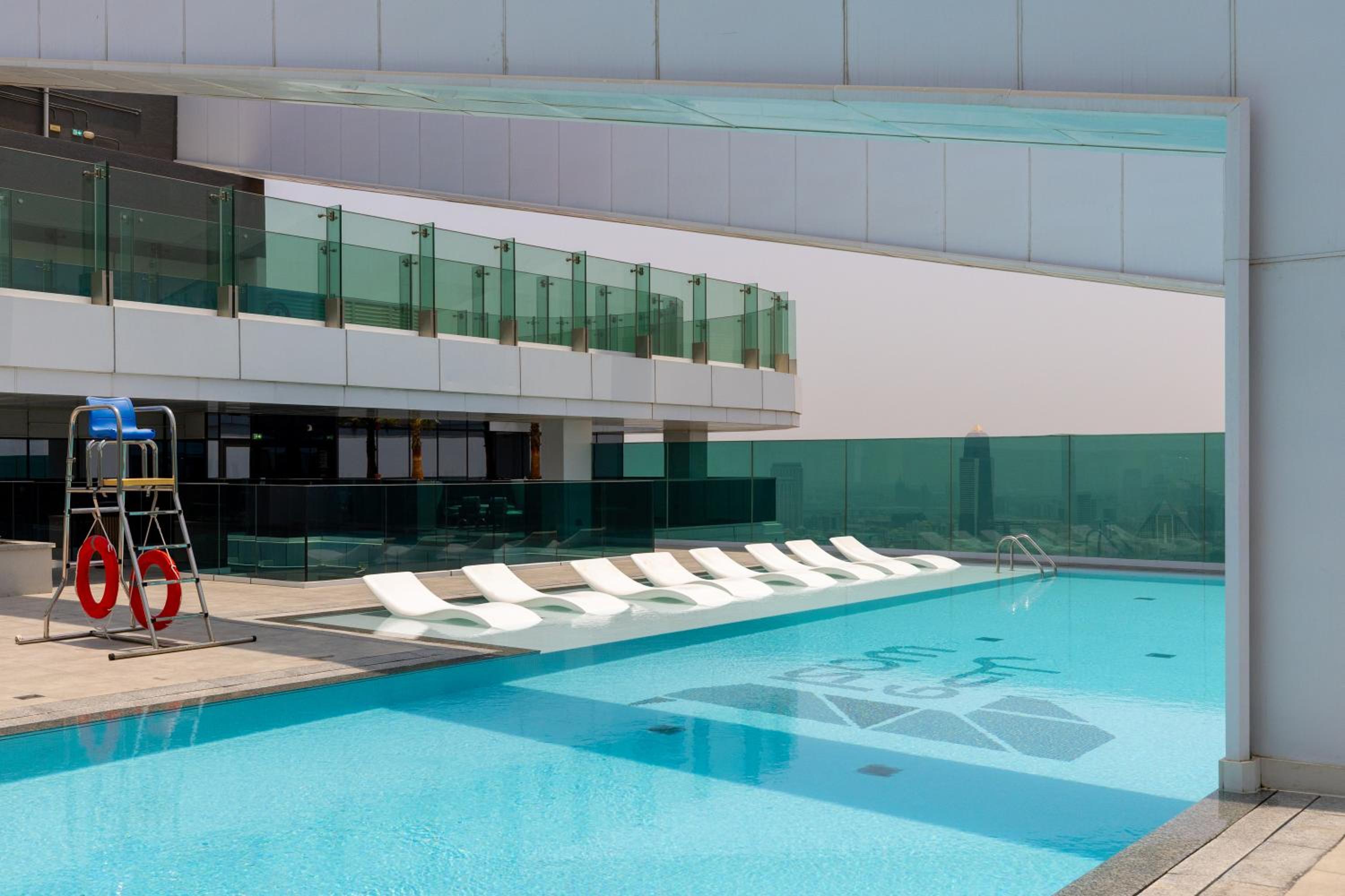 Maison Privee - Urban Parkside Living near the Iconic Dubai Frame