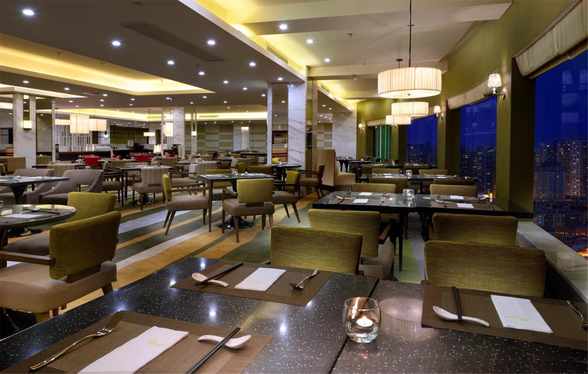 restaurant