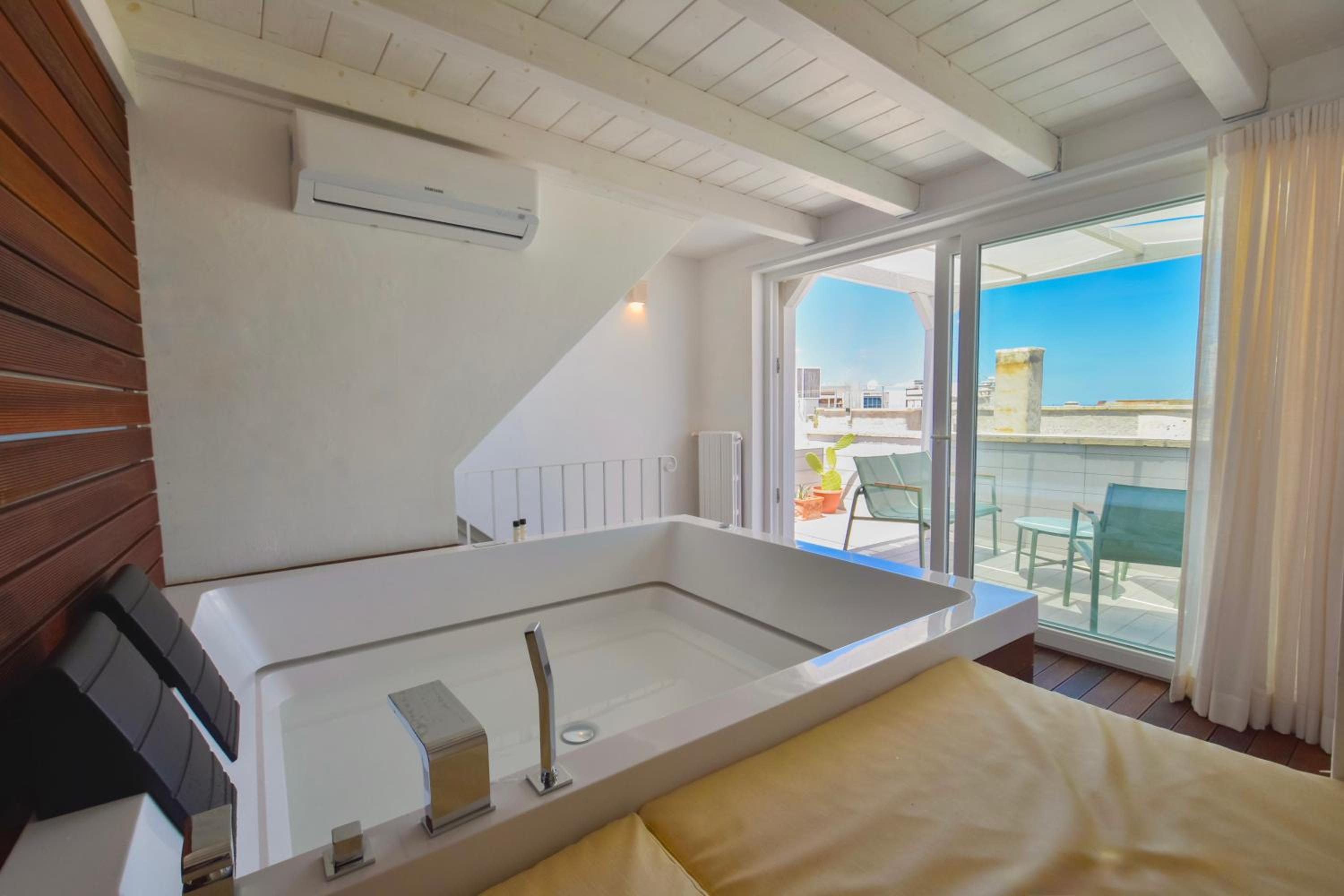 Monachile Suite & Room - Housea