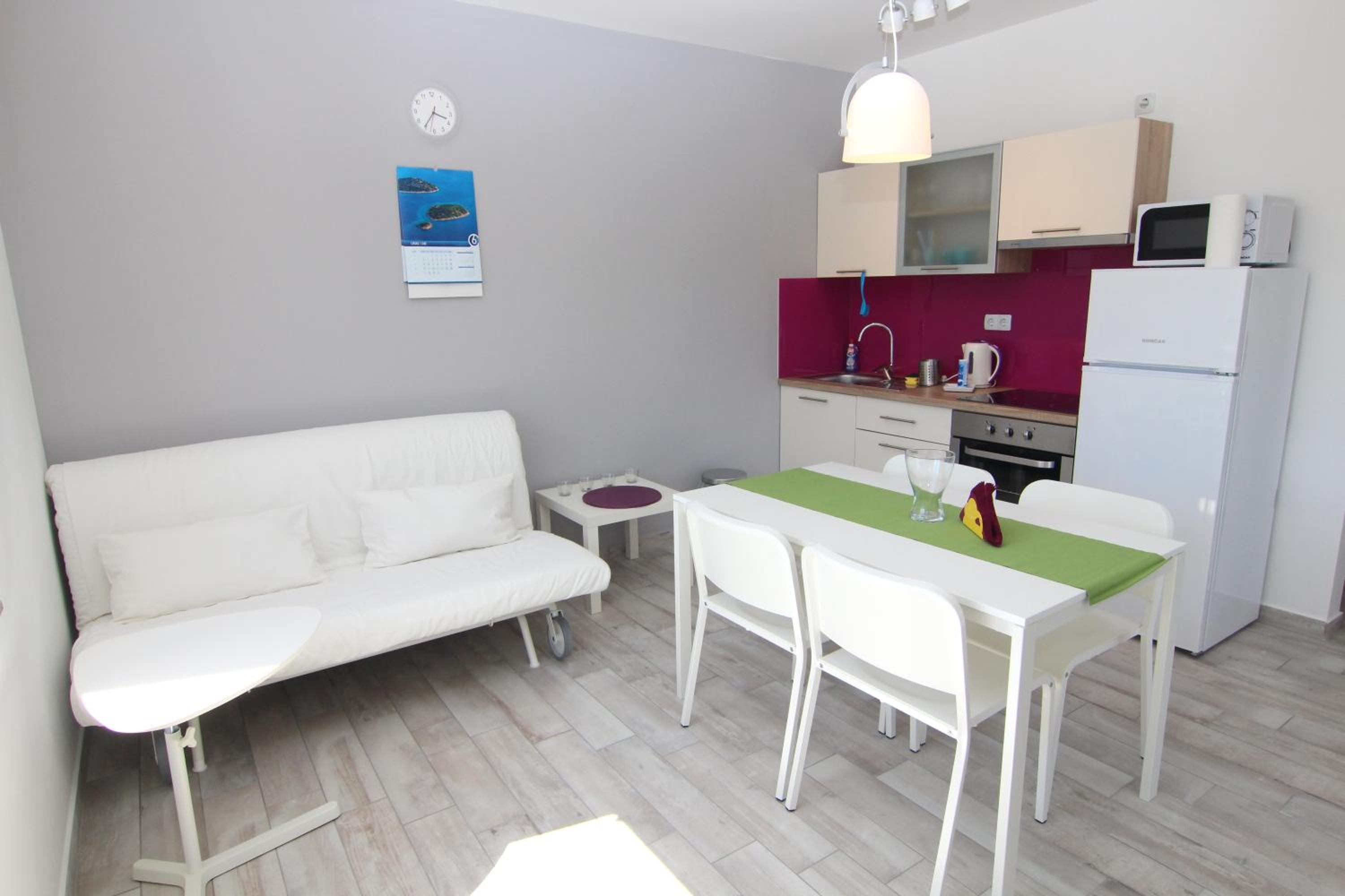 Apartment Villa Franci Pag with heating and open all year