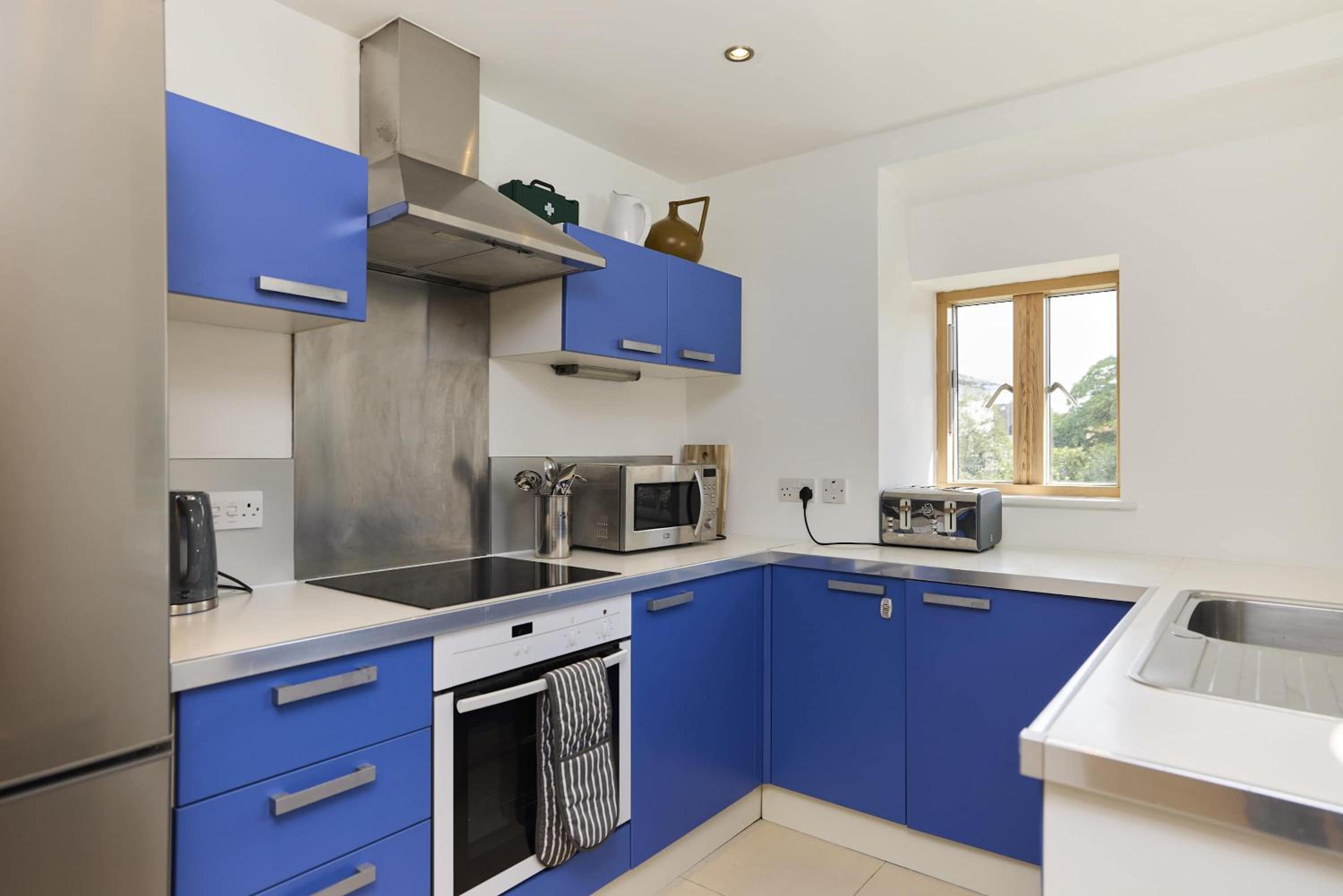 Putney Terrace Apartment