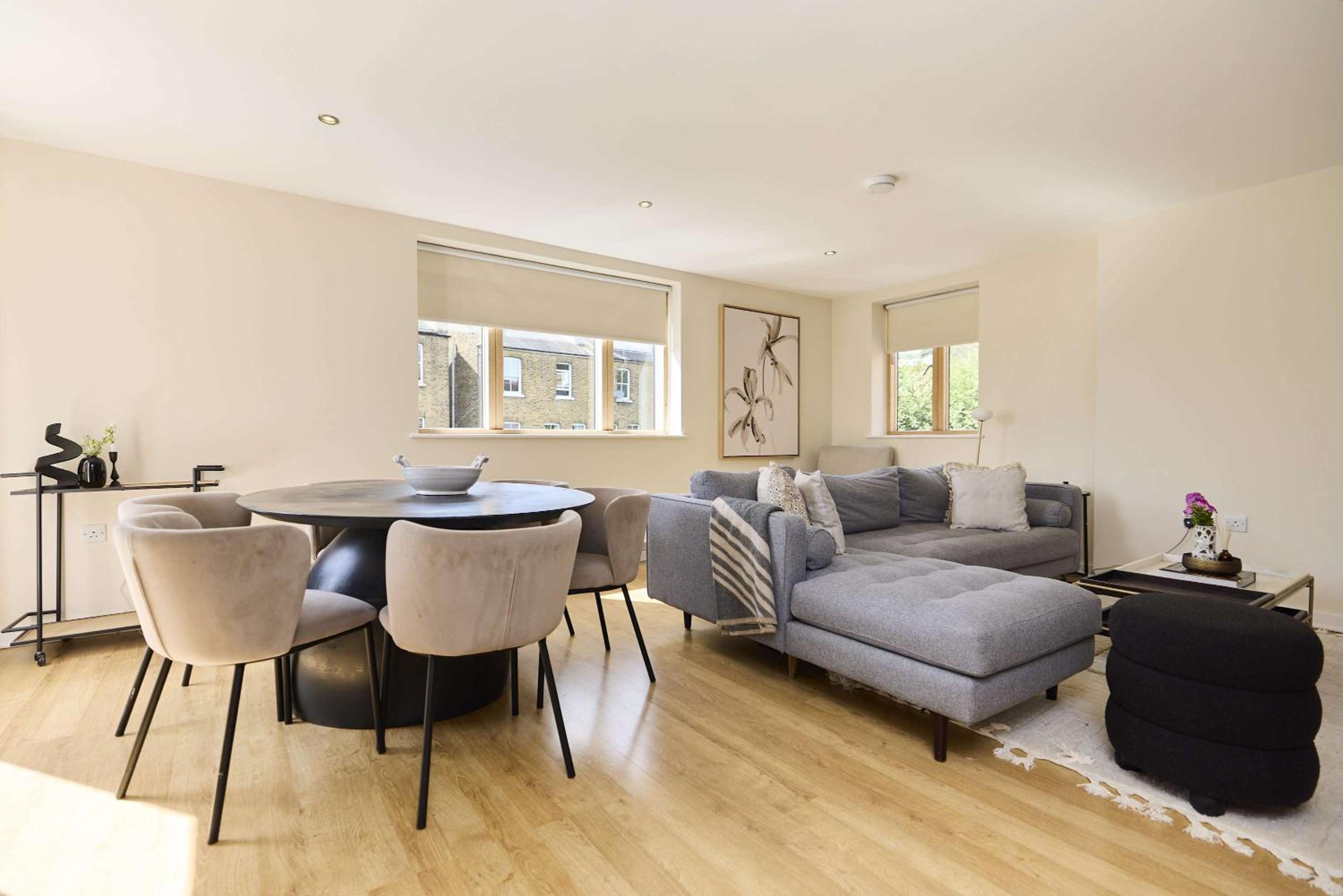 Putney Terrace Apartment