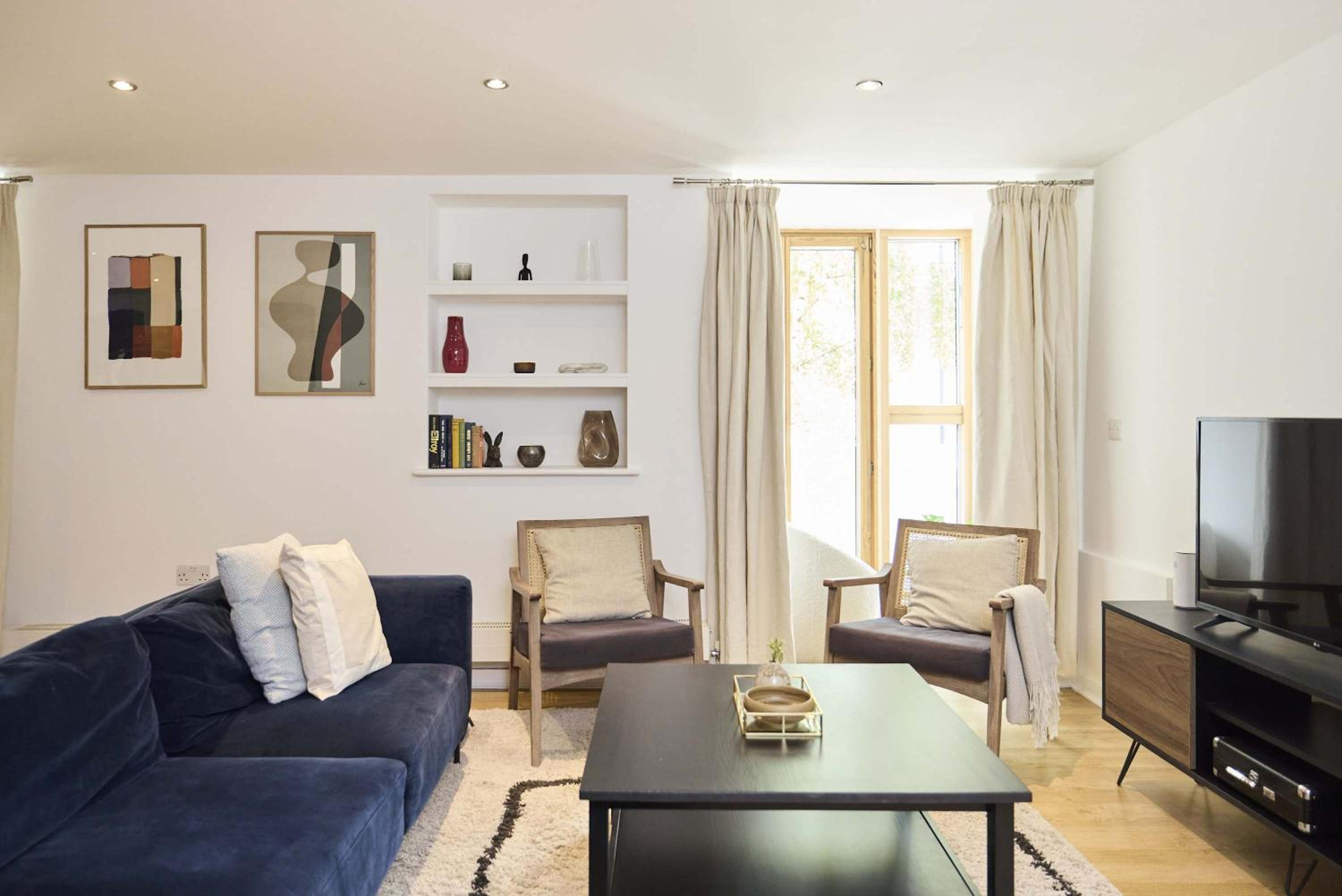 Southwest London Stay - Putney 2-Bed Flat