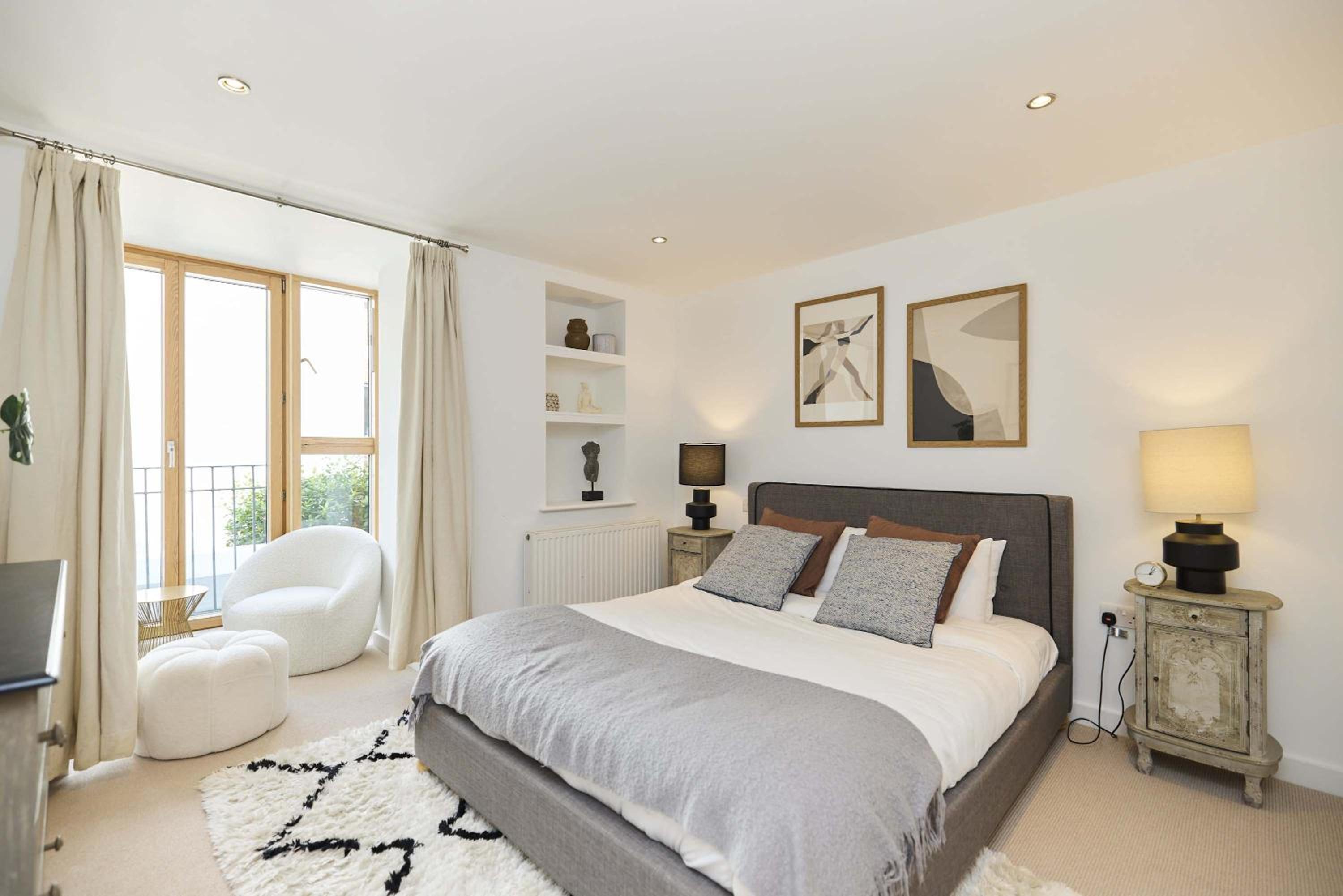 Southwest London Stay - Putney 2-Bed Flat