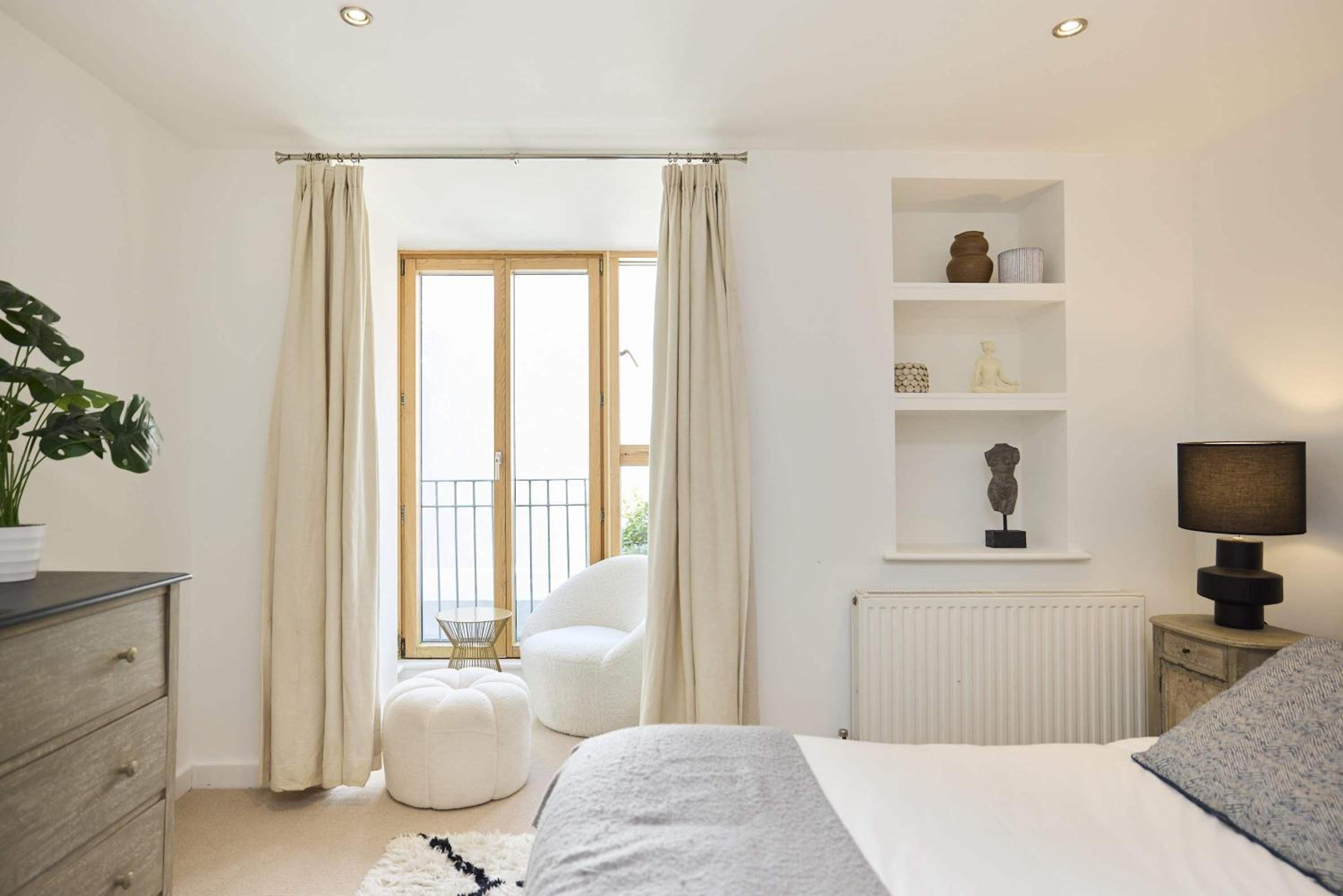 Southwest London Stay - Putney 2-Bed Flat