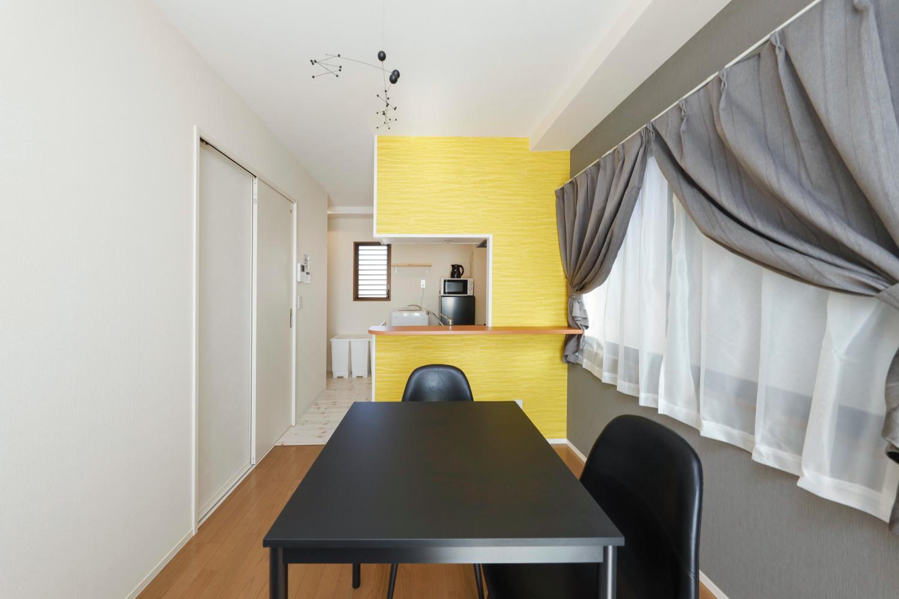 Shimoshinmei Apartment 301 by Tranova