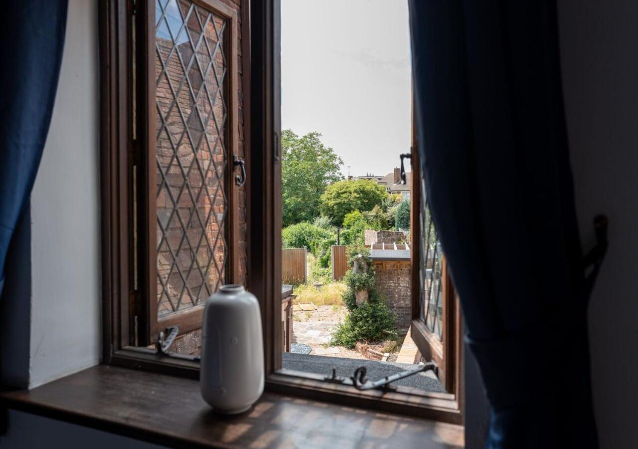 Ye Old Shop - 6BR Historic Shop House - Kent - Spacious Renovated & Ideal for Groups