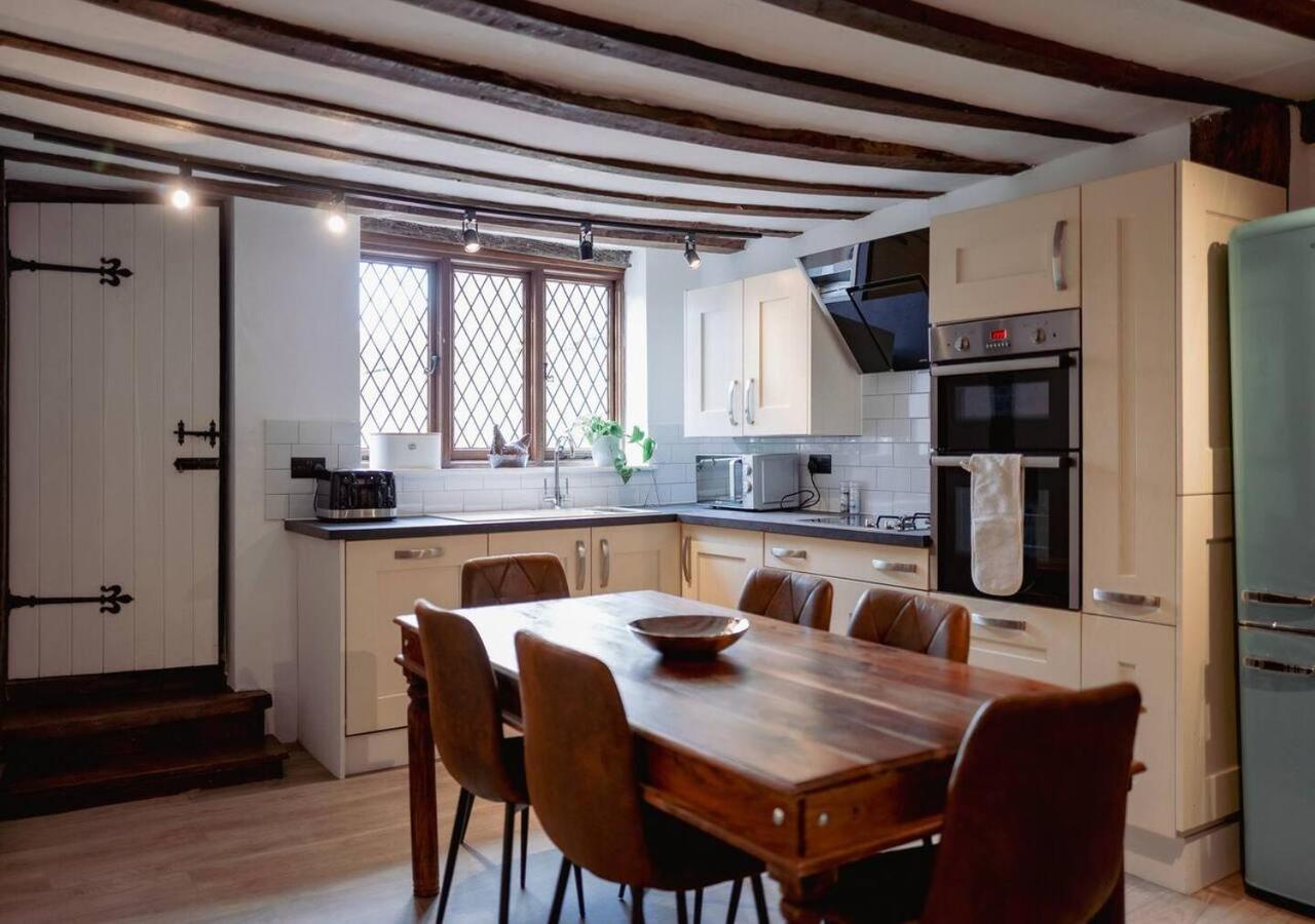 Ye Old Shop - 6BR Historic Shop House - Kent - Spacious Renovated & Ideal for Groups