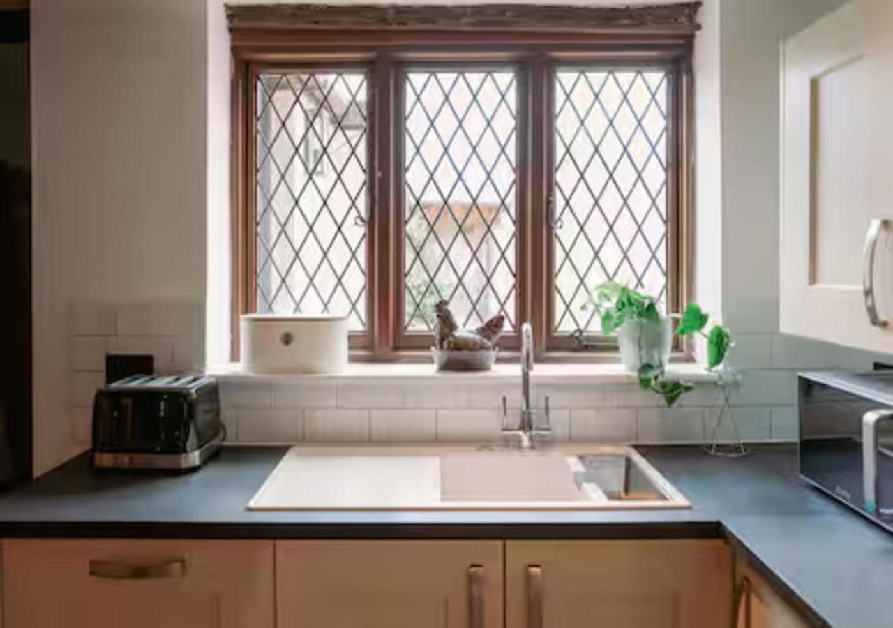 Ye Old Shop - 6BR Historic Shop House - Kent - Spacious Renovated & Ideal for Groups