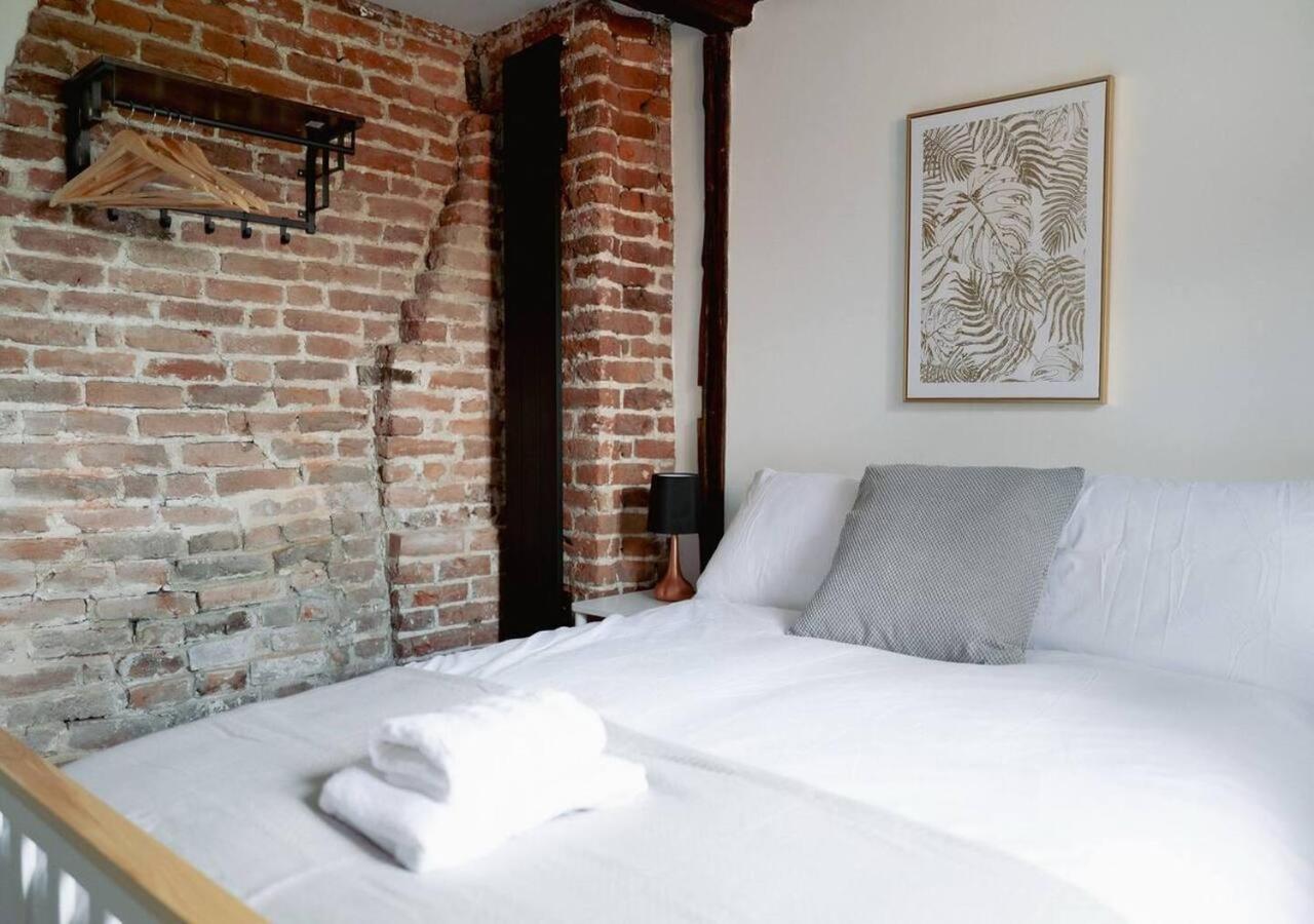 Ye Old Shop - 6BR Historic Shop House - Kent - Spacious Renovated & Ideal for Groups