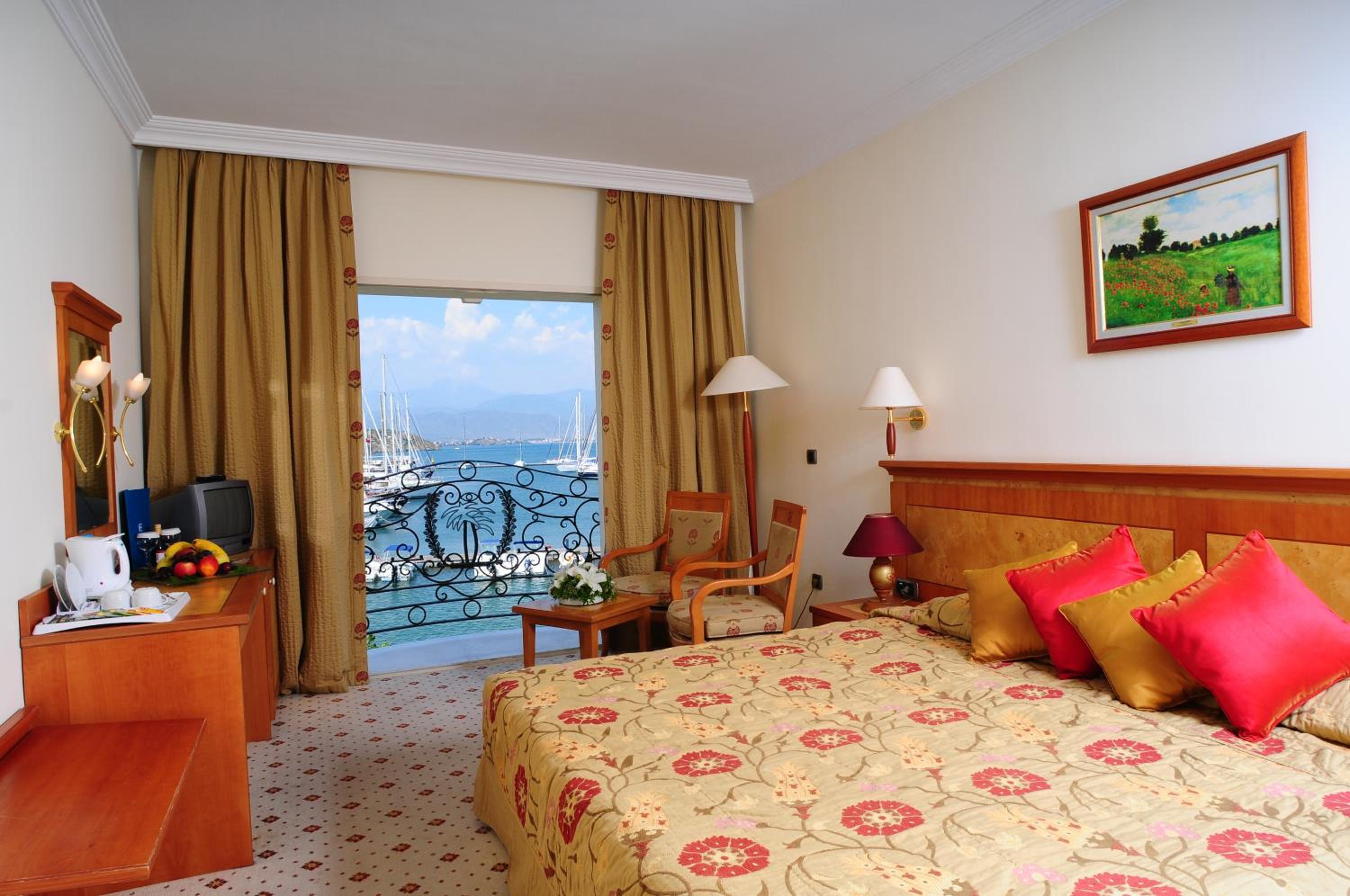 Ece Saray Marina Tatil Köyü - Image 32