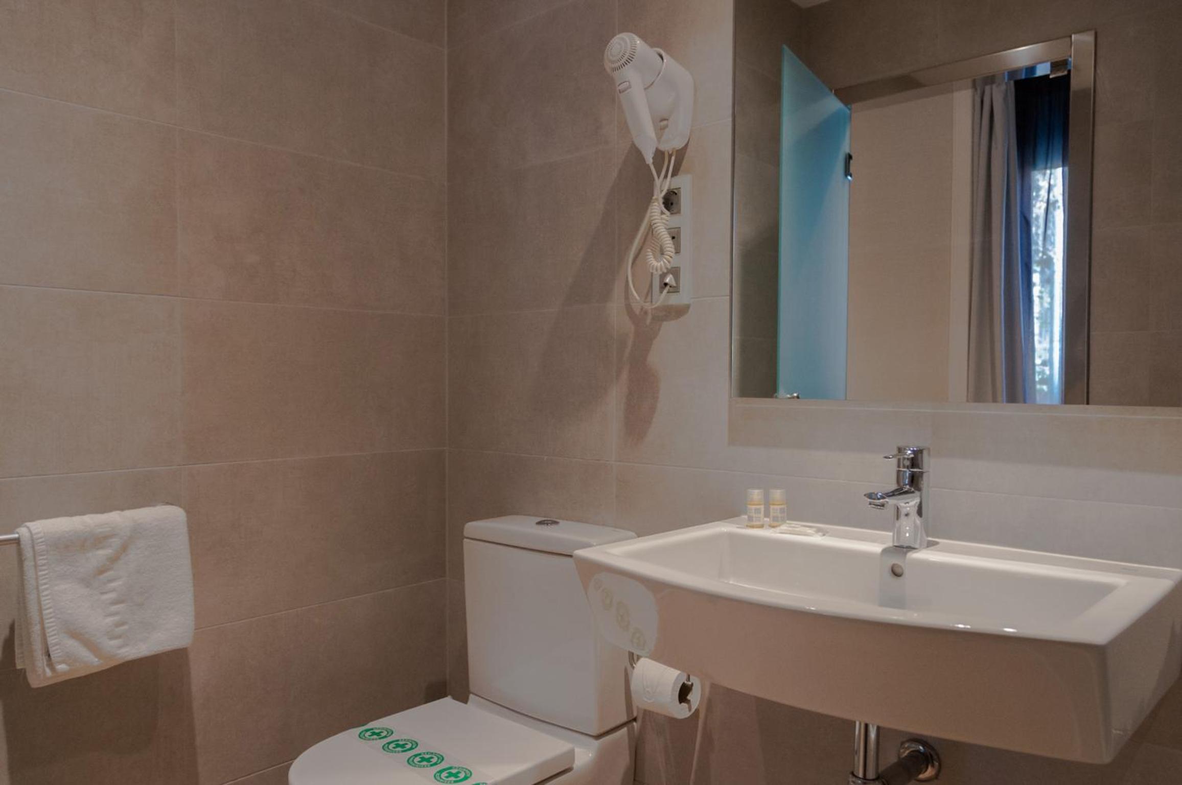 Hostal Bcn 46