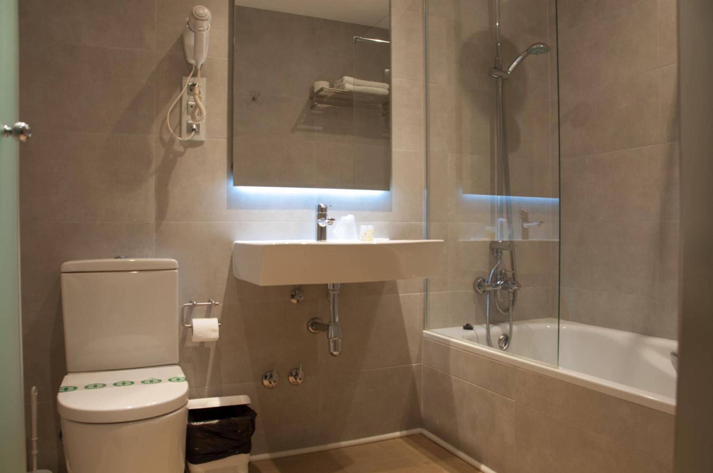 Hostal Bcn 46