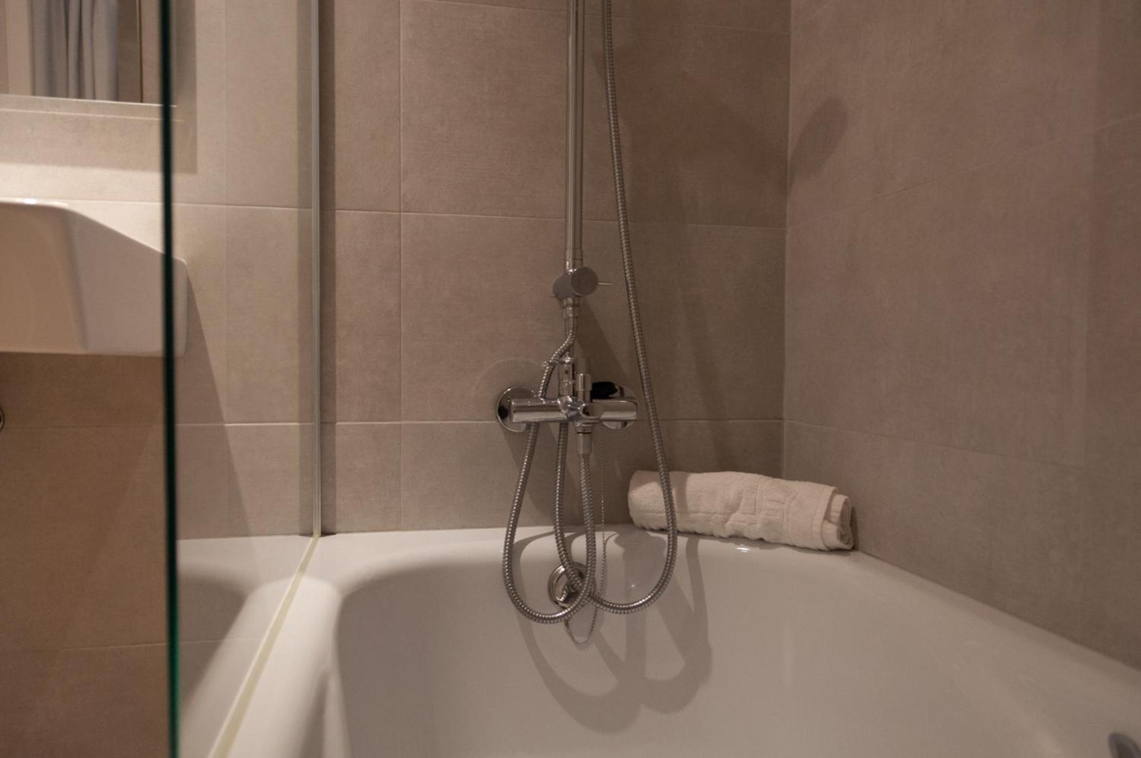 Hostal Bcn 46