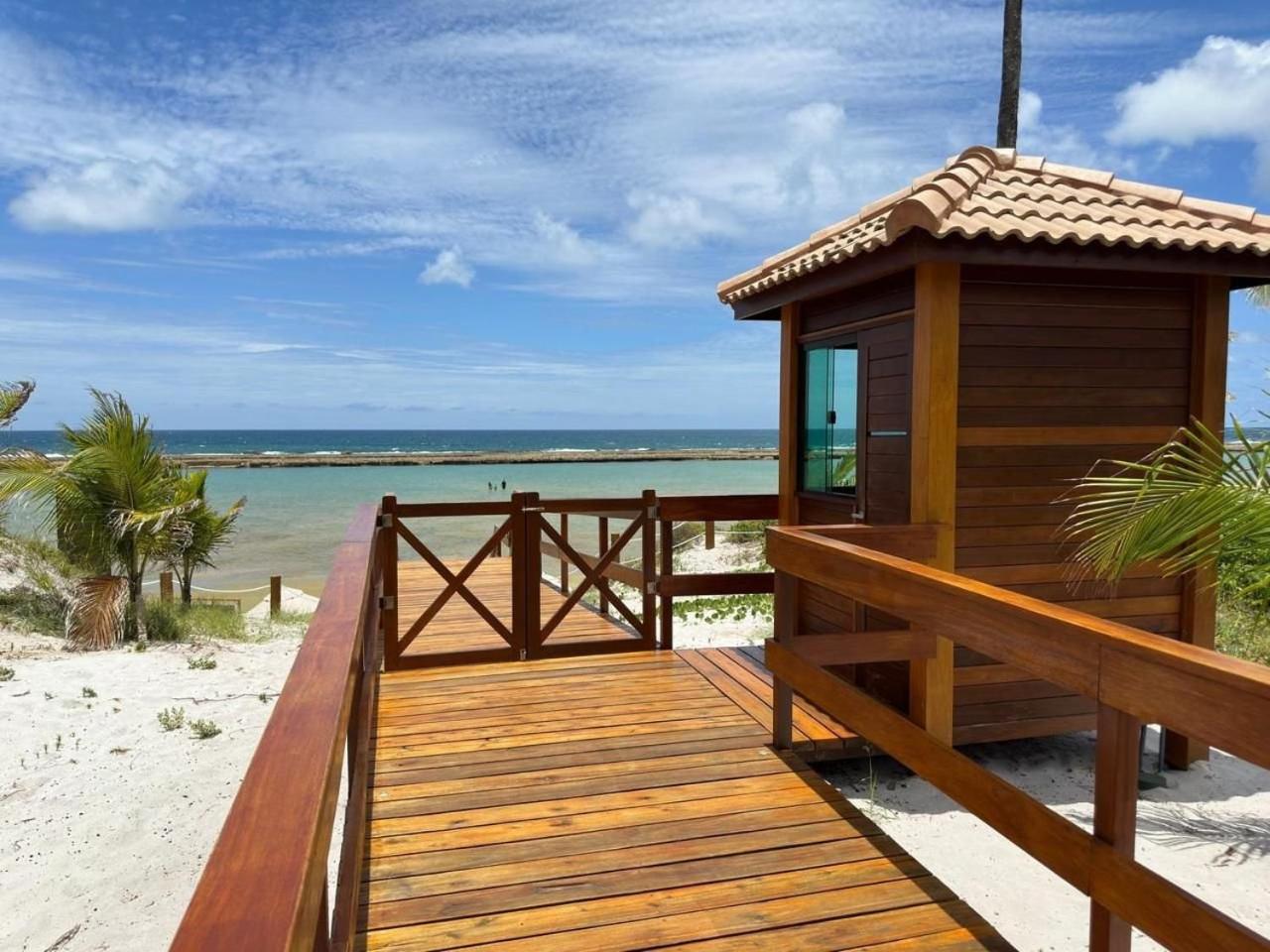 Brisa Muro Alto By Flat na Praia | Beachfront Apartment in Porto de Galinhas