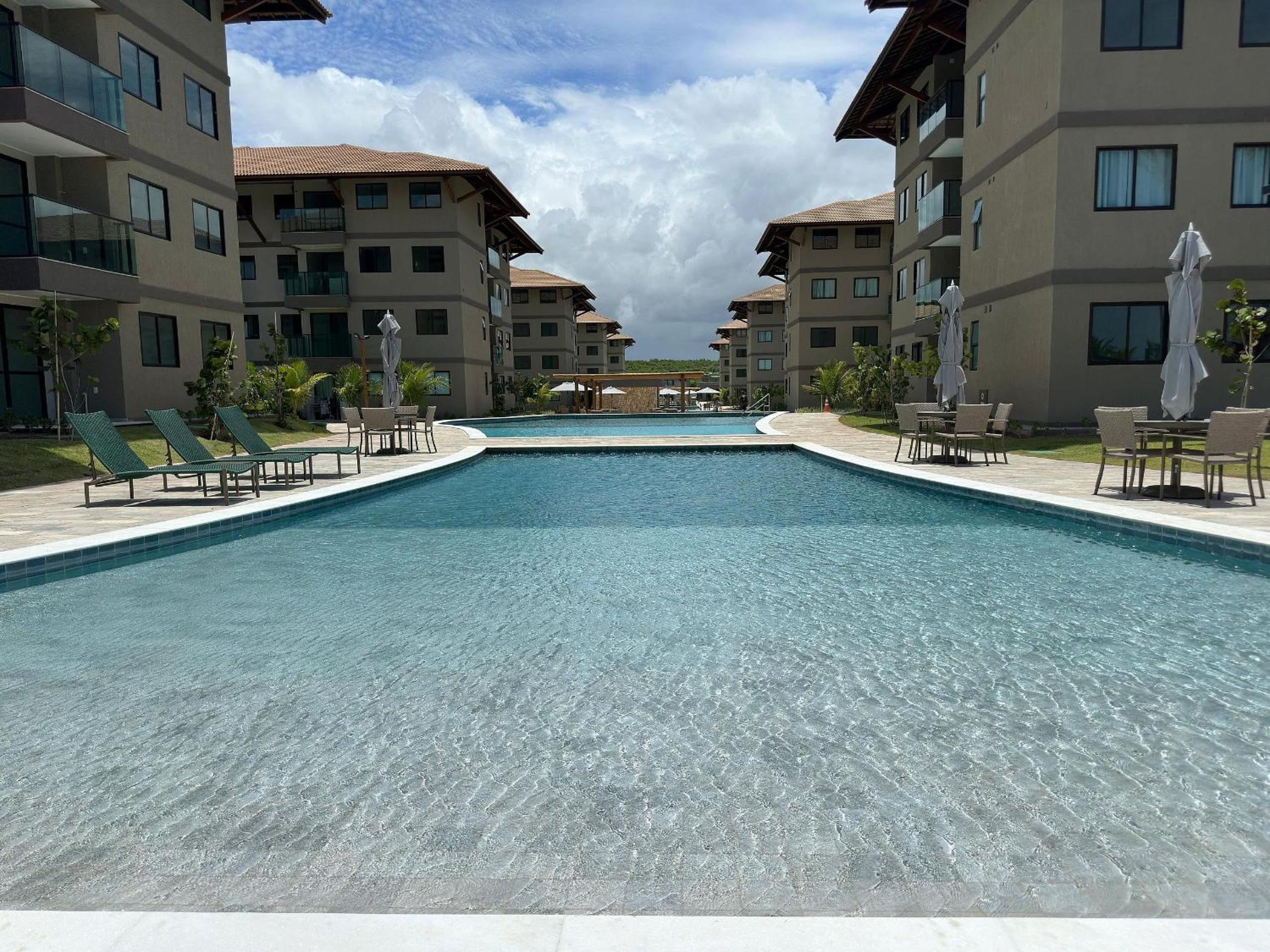 Brisa Muro Alto By Flat na Praia | Beachfront Apartment in Porto de Galinhas