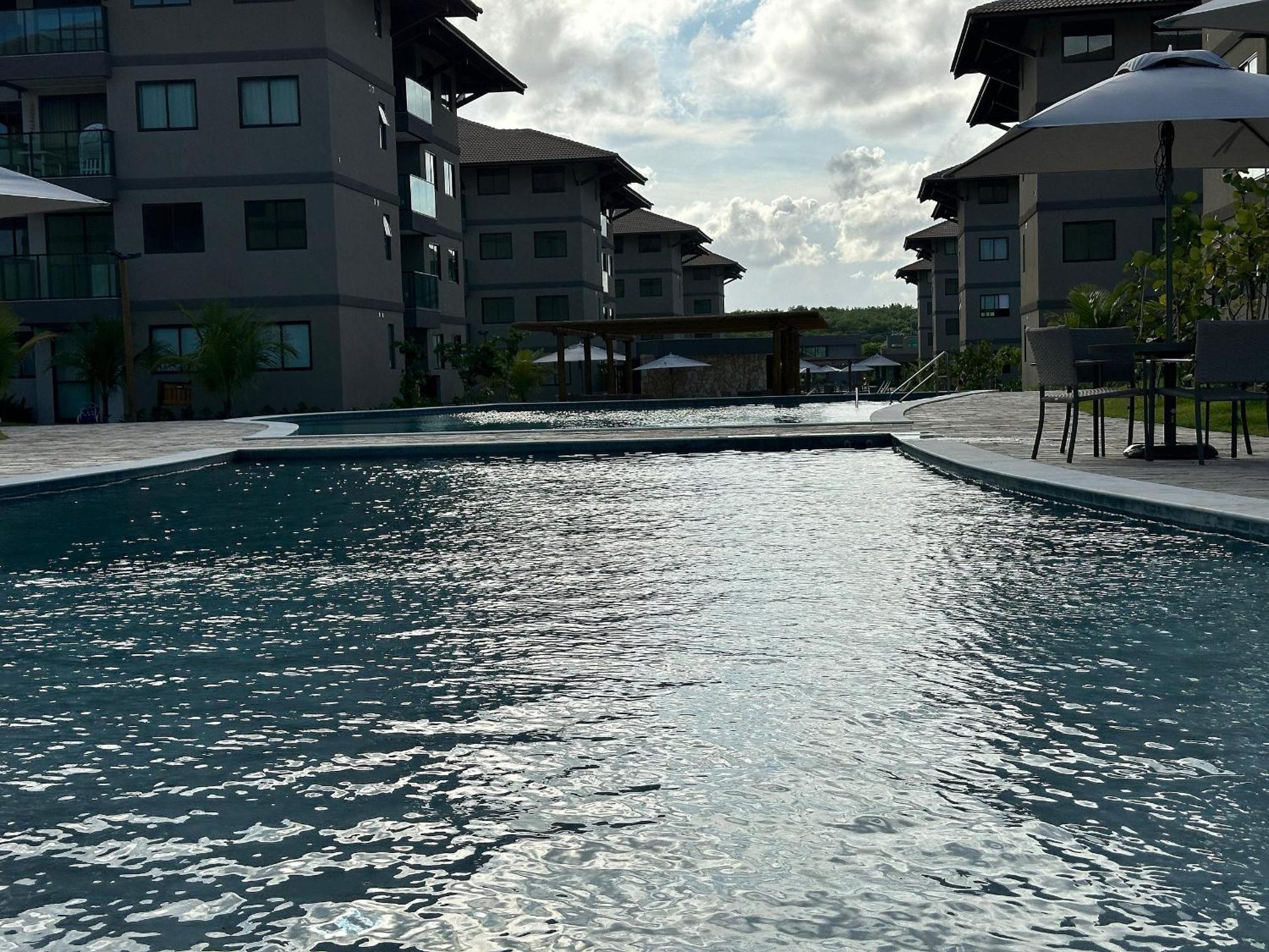Brisa Muro Alto By Flat na Praia | Beachfront Apartment in Porto de Galinhas