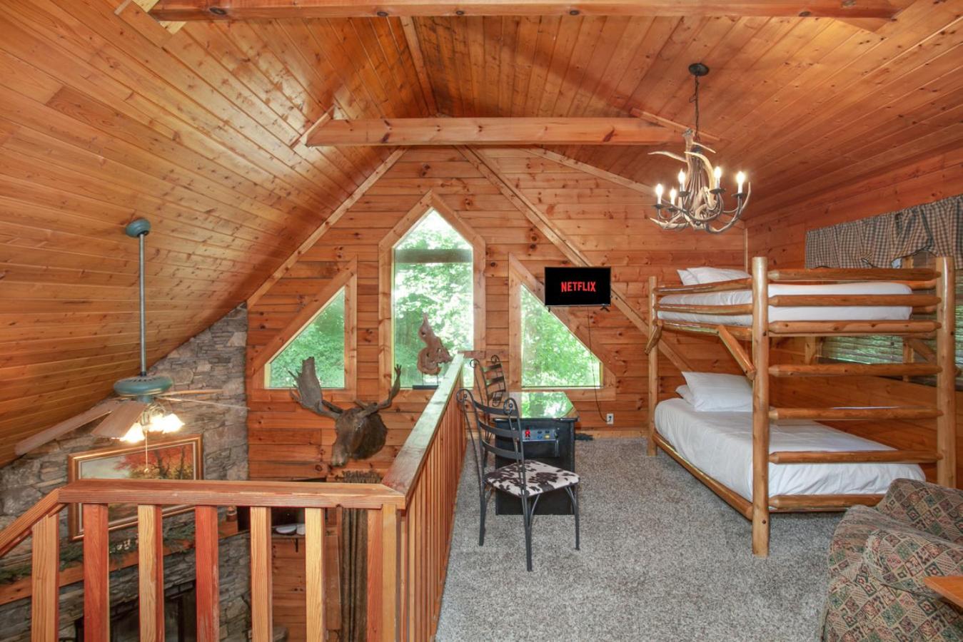 Tucked Inn Hot Tub Grill Fireplace MORE