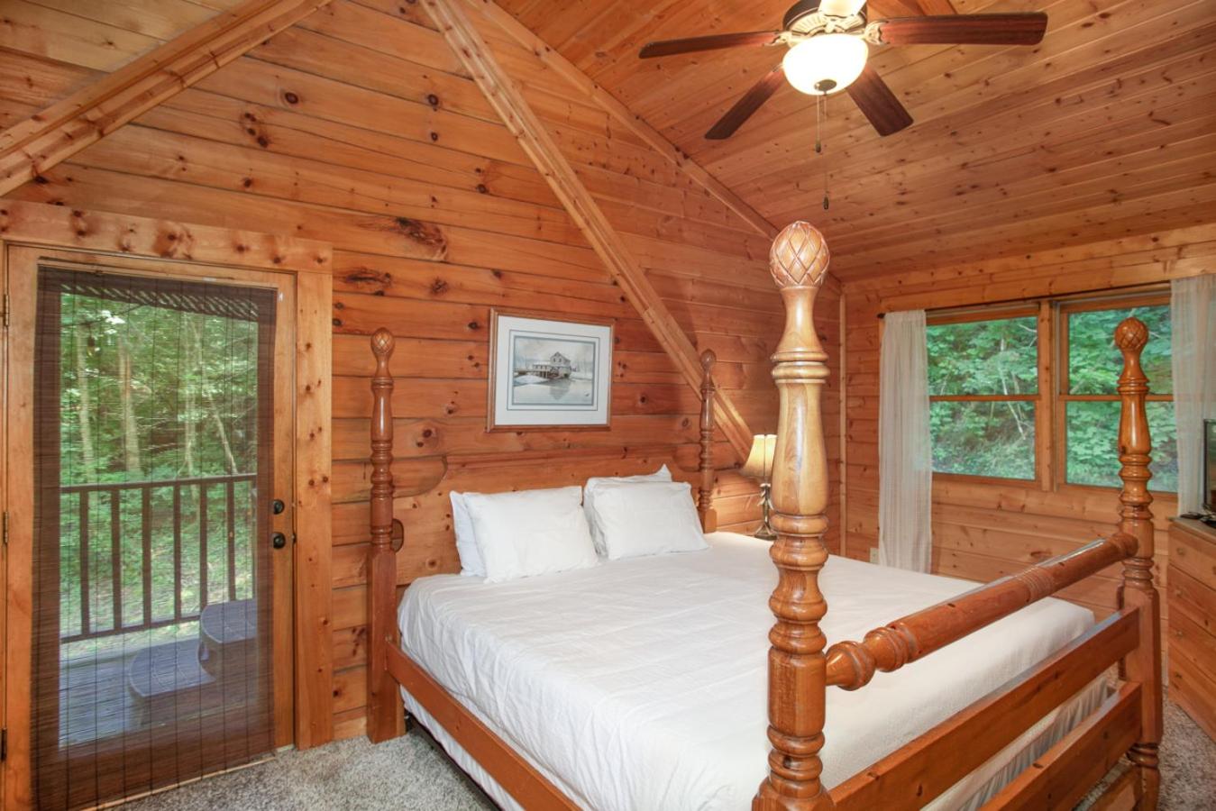 Tucked Inn Hot Tub Grill Fireplace MORE