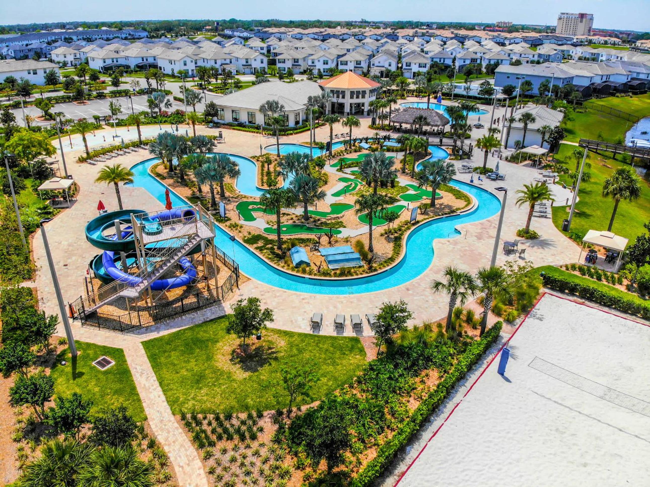 Relaxing Lakeview 2BR Condo with 2 Clubhouses