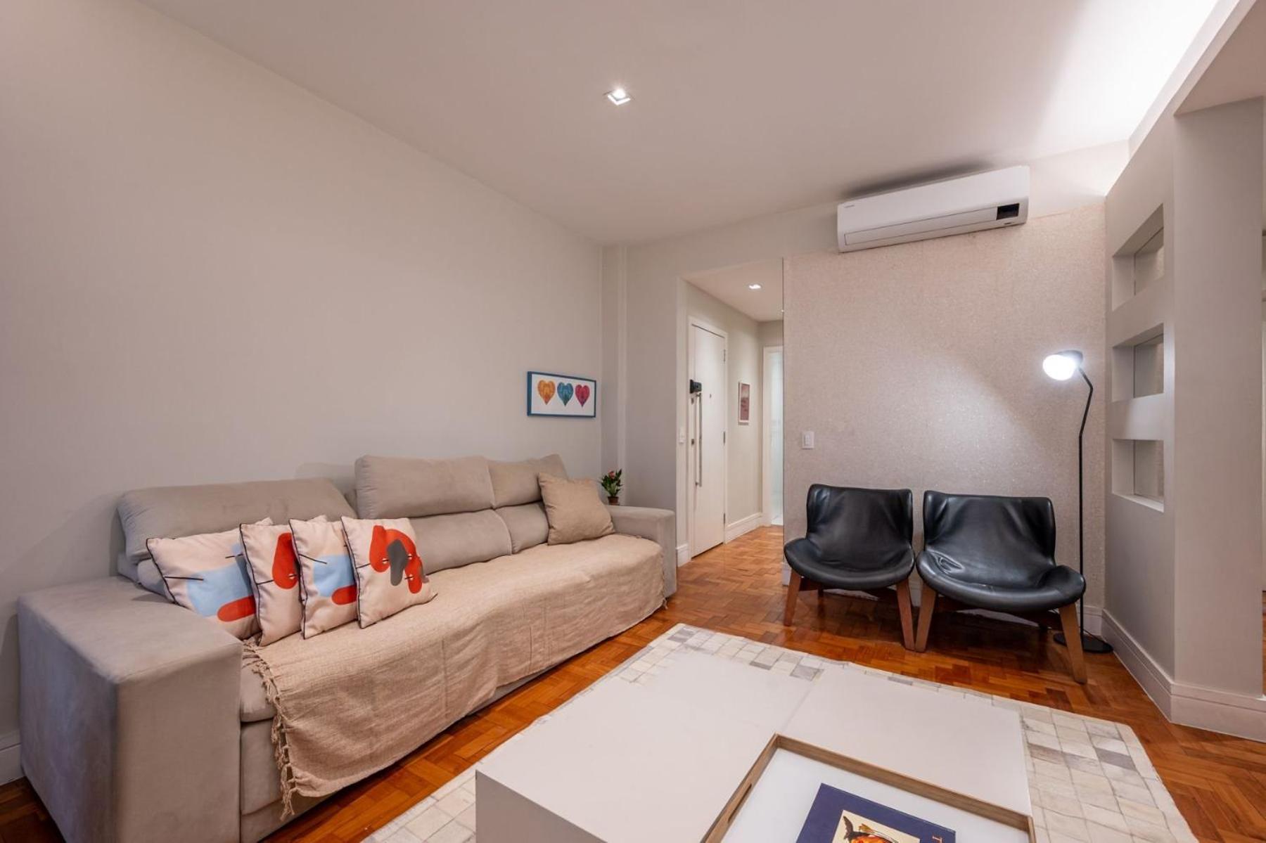 Apartment between Copa, Ipanema Arpoador