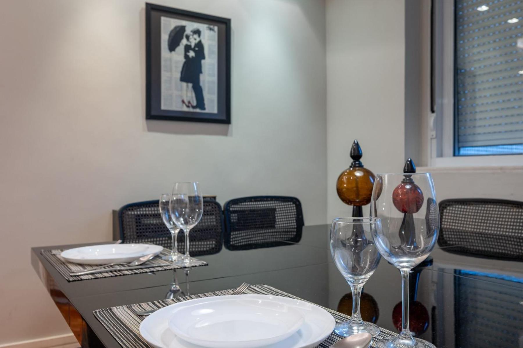 Apartment between Copa, Ipanema Arpoador